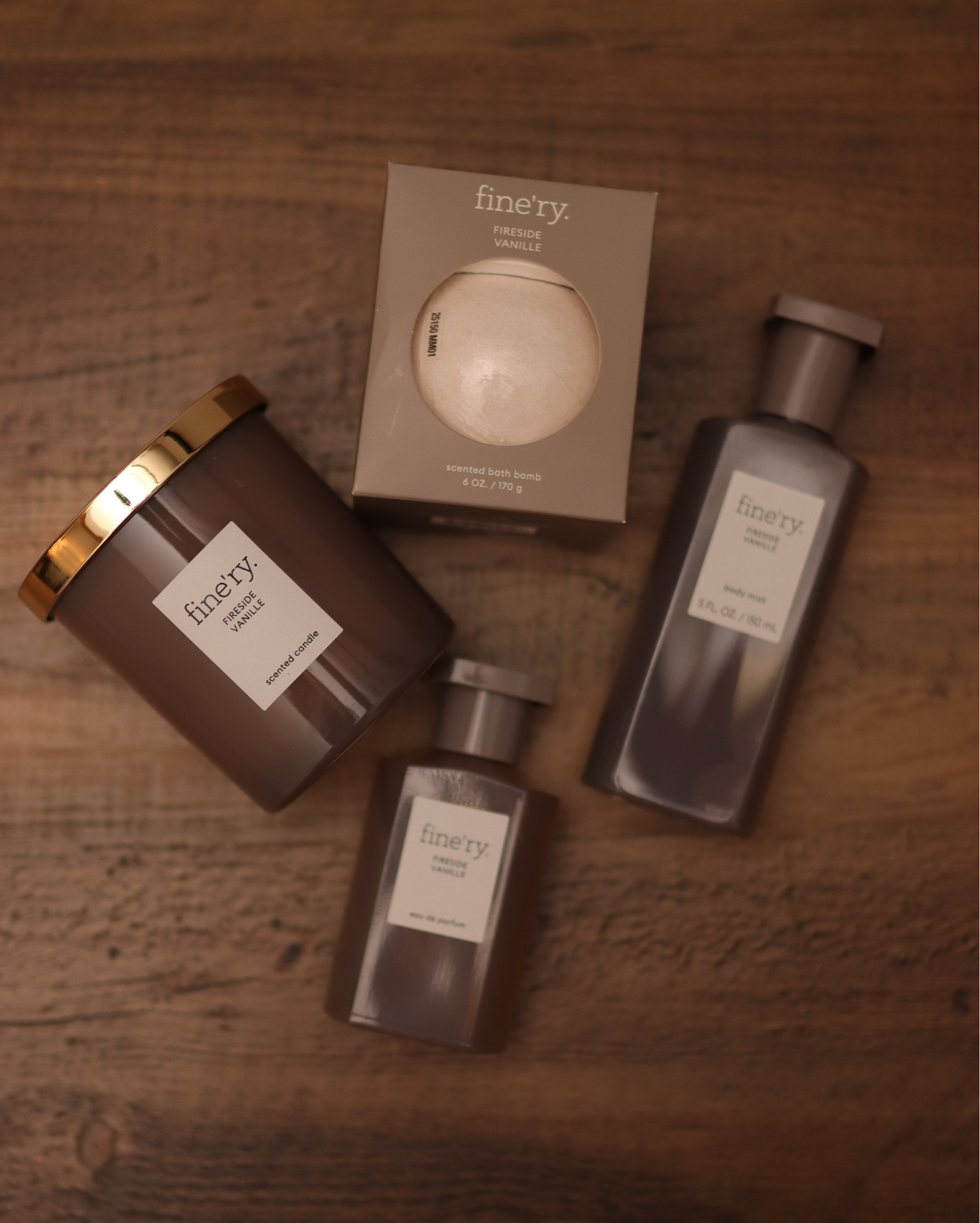 Finer’y Fireside Vanilla smells sooooo good! Smokey vanilla just makes sense!