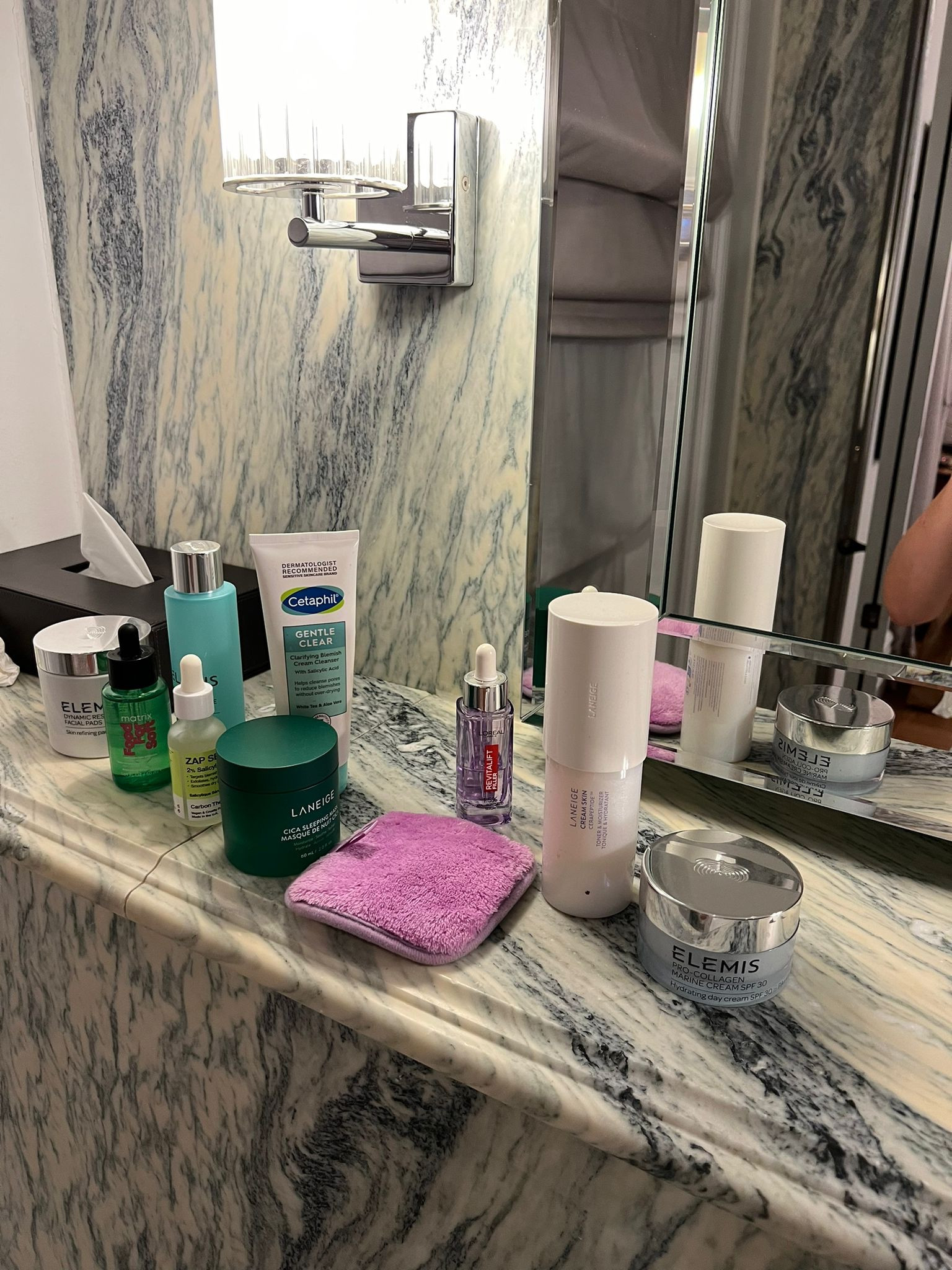 Skincare essentials, holy grail beauty pro uses, L’Oréal, cetaphil, skincare shelf, laneige, skincare shelfie, Elemis 

#LTKuk #LTKstyletip #LTKbeauty