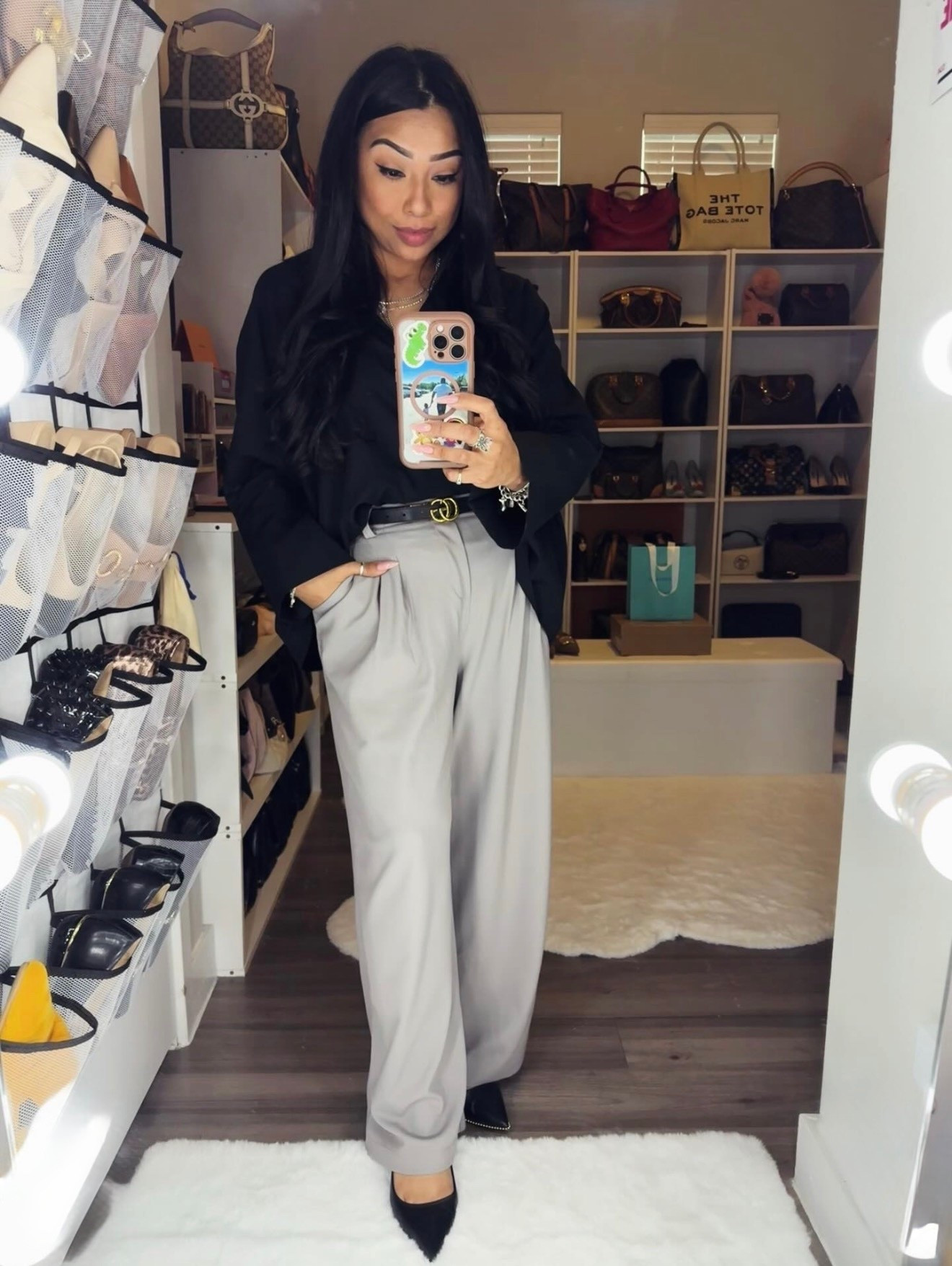 Fantastic comfy chic work outfit 🖤🩶

#LTKWorkwear #LTKdayinmylife #LTKPetite