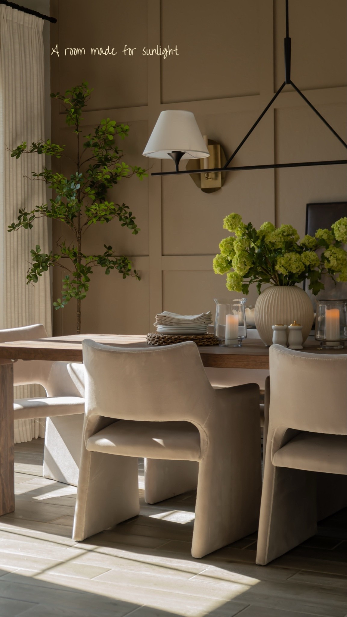 Summer dining room views ☀️🌻

#LTKHome #LTKSaleAlert #LTKSeasonal