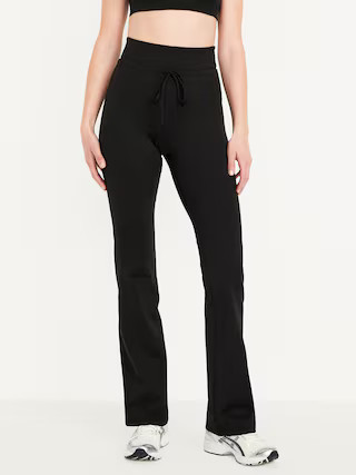 Extra High-Waisted CloudComfy Flare Leggings | Old Navy (US)