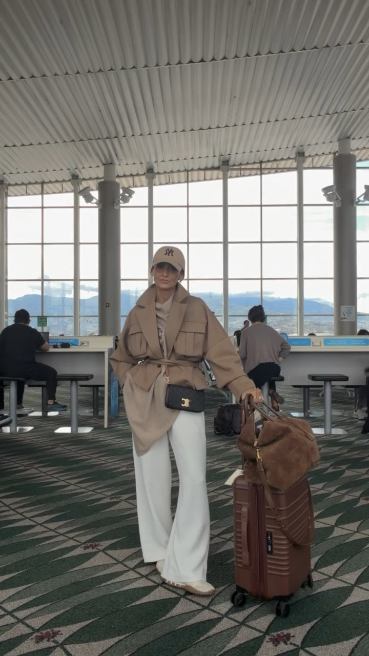 This most-loved airport look features the Aritzia pants we all know and love 🤍 Layers are key when traveling, and this outfit does just that while still feeling so chic.

#LTKTravel #LTKOver40 #LTKootd