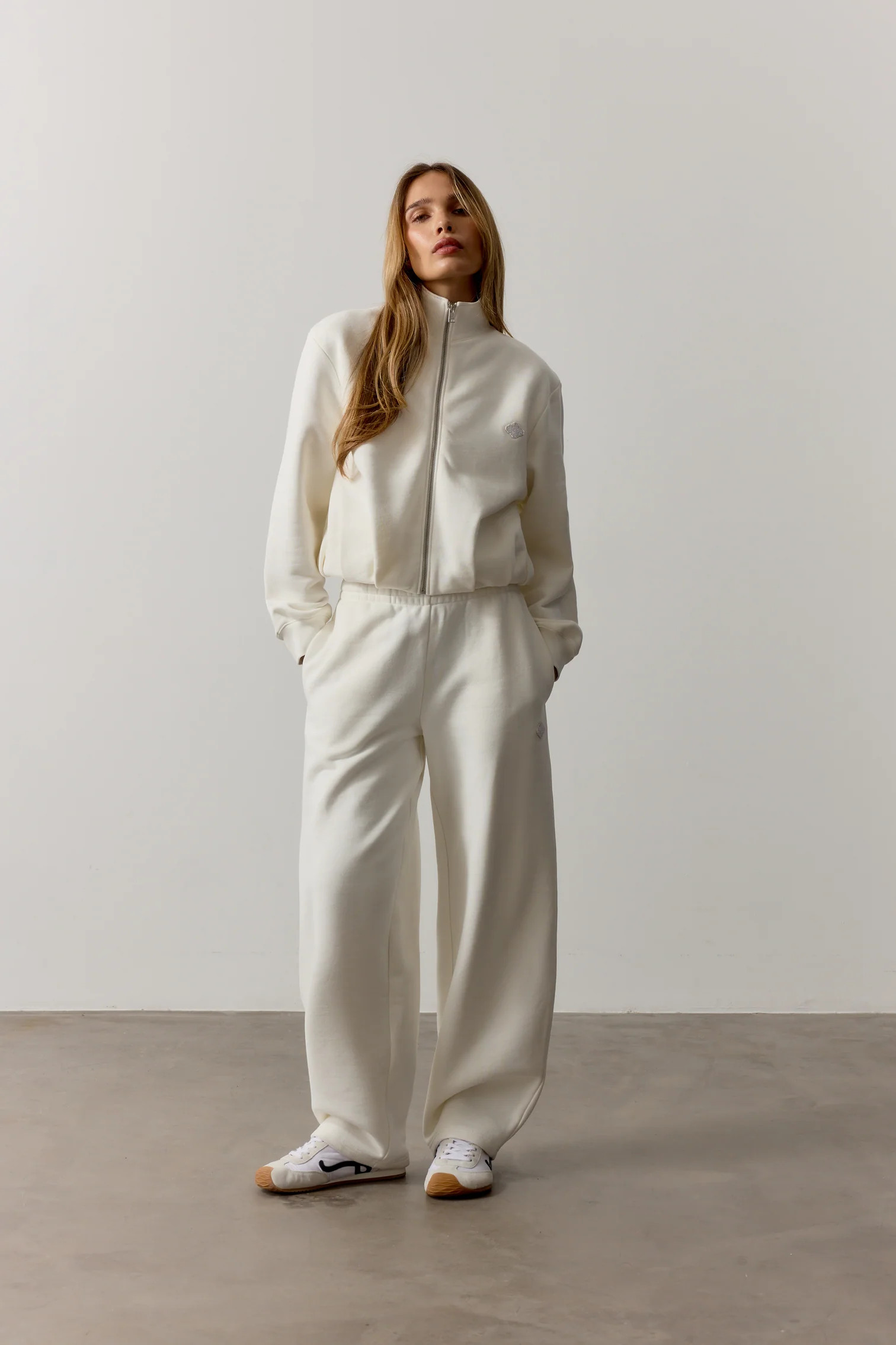 FUNNEL NECK BALLOON HEM ZIP THROUGH - OFF WHITE | The Couture Club