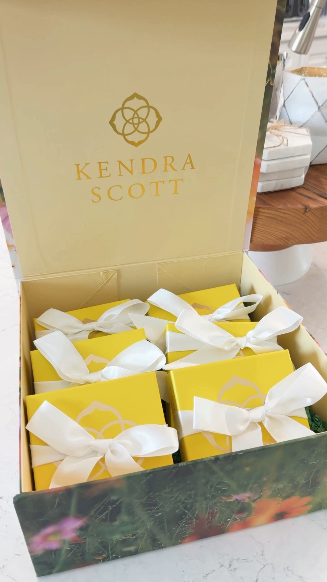 ✨ New spring jewelry just dropped and I had to show you up close ✨

I picked up 6 pieces from the Kendra Scott spring collection and every single one is so good 😍

The details, the colors, the quality…these are the kind of pieces that instantly elevate your everyday look without even trying. 💛

COMMENT “shop” for the links 🌸

#KendraScott #SpringJewelry #JewelryHaul #EverydayJewelry #AccessoryFinds 

#LTKootd #LTKgrwm