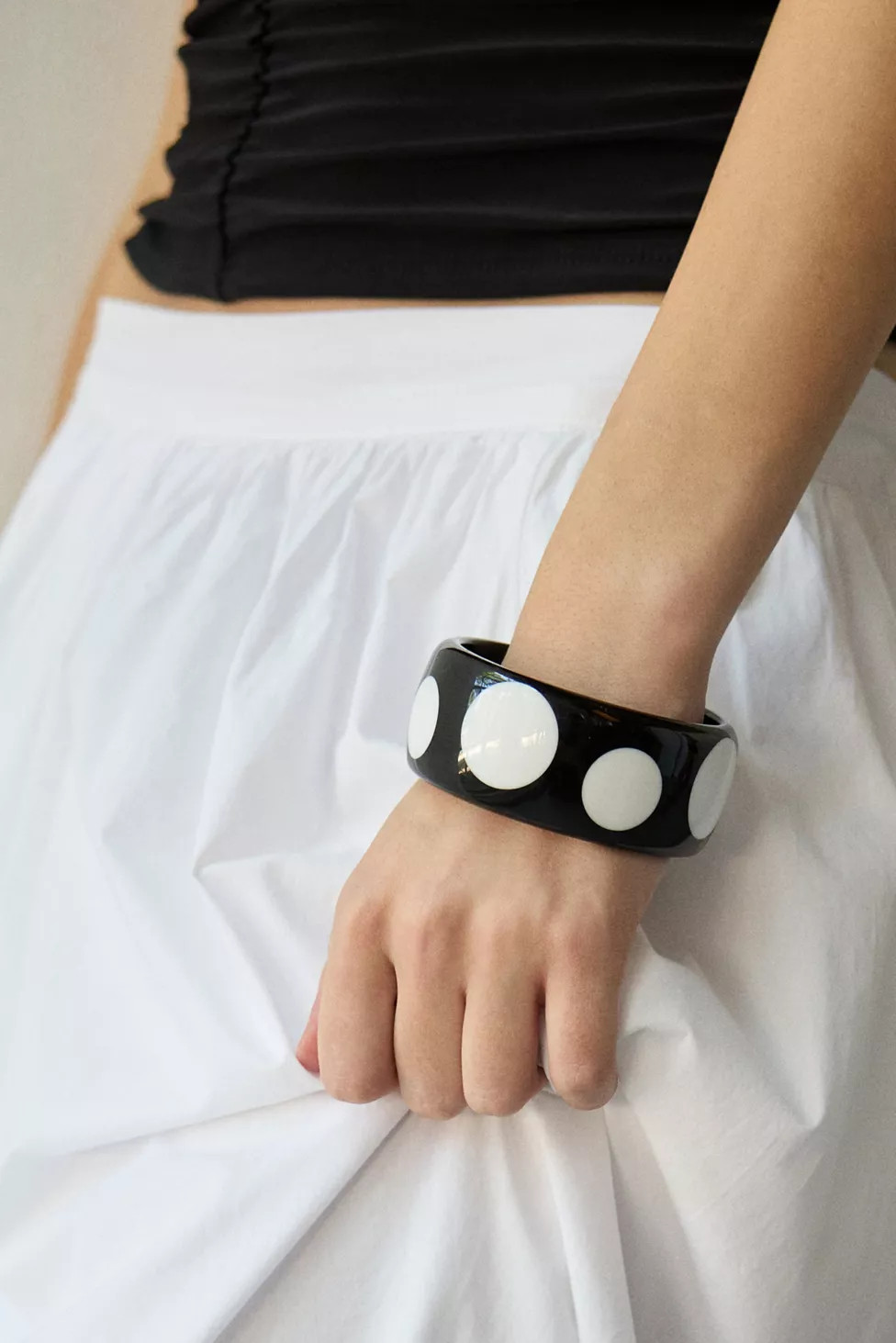 Polka Dot Chunky Bangle Bracelet | Urban Outfitters (US and RoW)