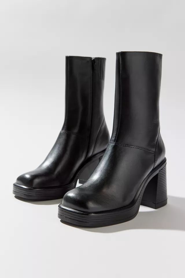 Steve Madden Fantsie Platform Boot | Urban Outfitters (US and RoW)
