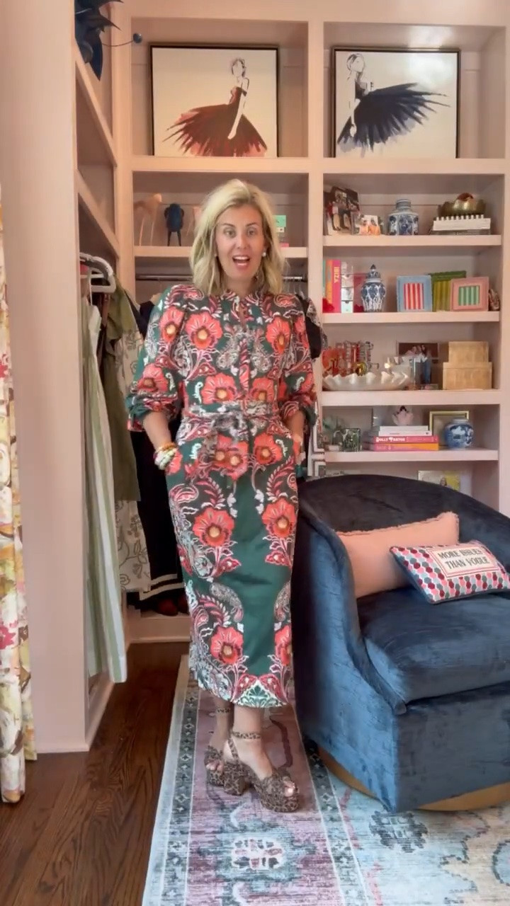 Yall this Boden dress is stunning!! I’m in size 2 dress and heel. 

Codes:
Boden - WXNW
Allie + Bess - Catherine20

#LTKdayinmylife #LTKootd #LTKmomlife