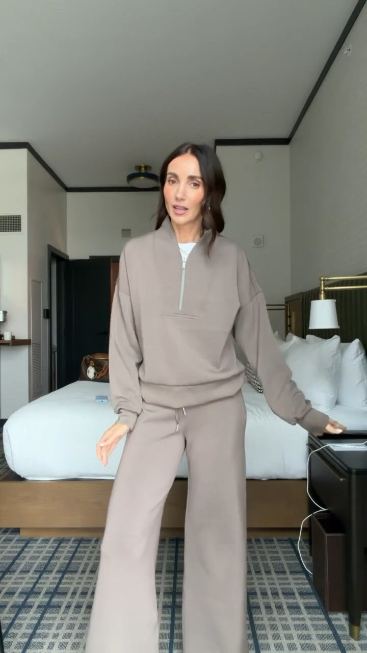 SPANX SALE 20% off code LTK20.  I'm in size S

#LTKSaleAlert #LTKOver40