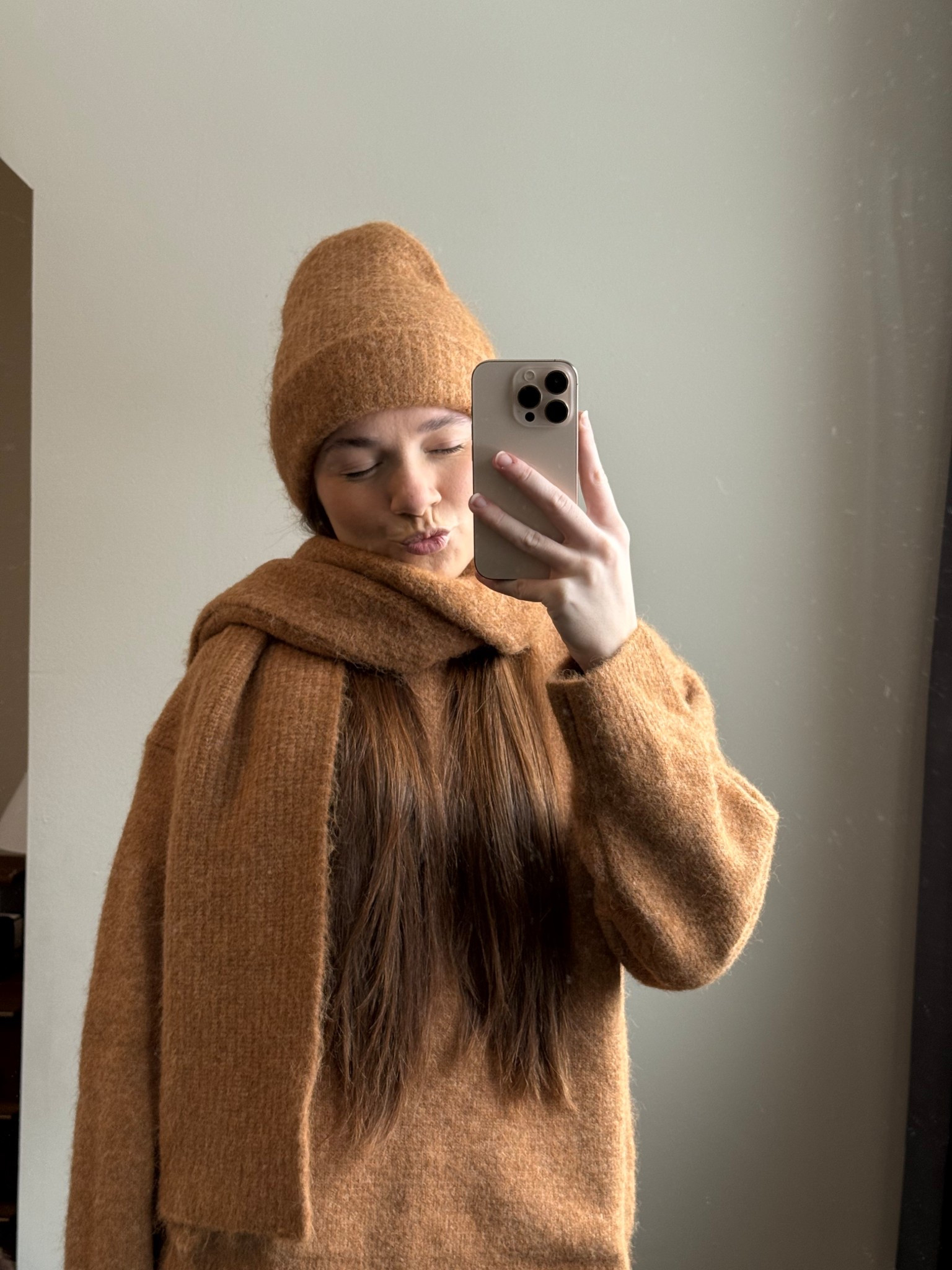 cashmere everything 🍁 #amazonfashion #cashmere 

#LTKPetite #LTKFindsUnder50 #LTKSeasonal