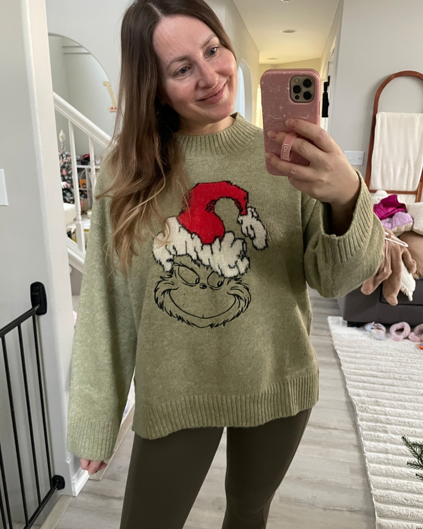 AE grinch sweater 😍


#LTKGiftGuide #LTKHoliday