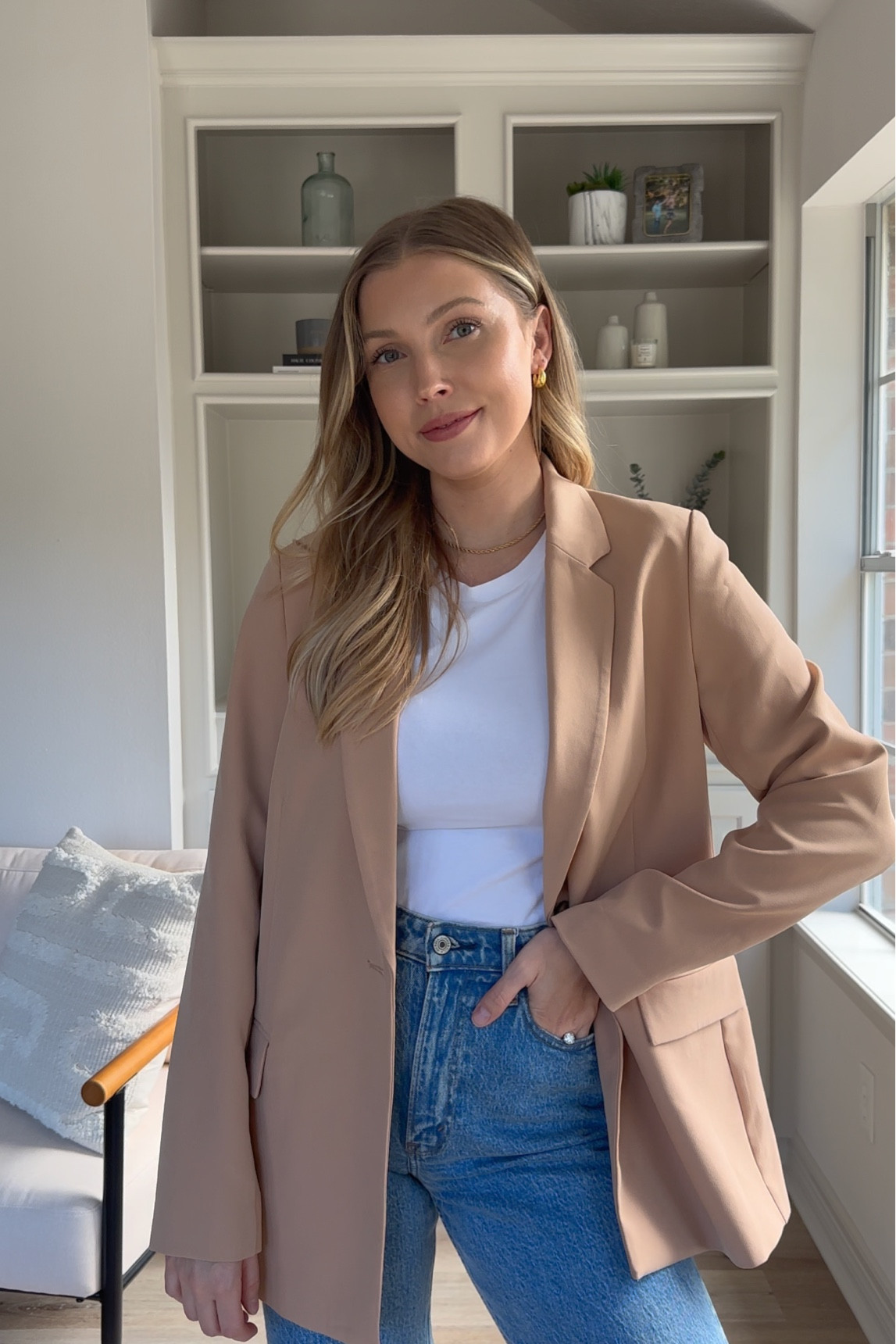 Fall outerwear / office outfit
I sized up to a M in the blazer | tee in S | jeans in 27.

#LTKSeasonal #LTKworkwear #LTKstyletip