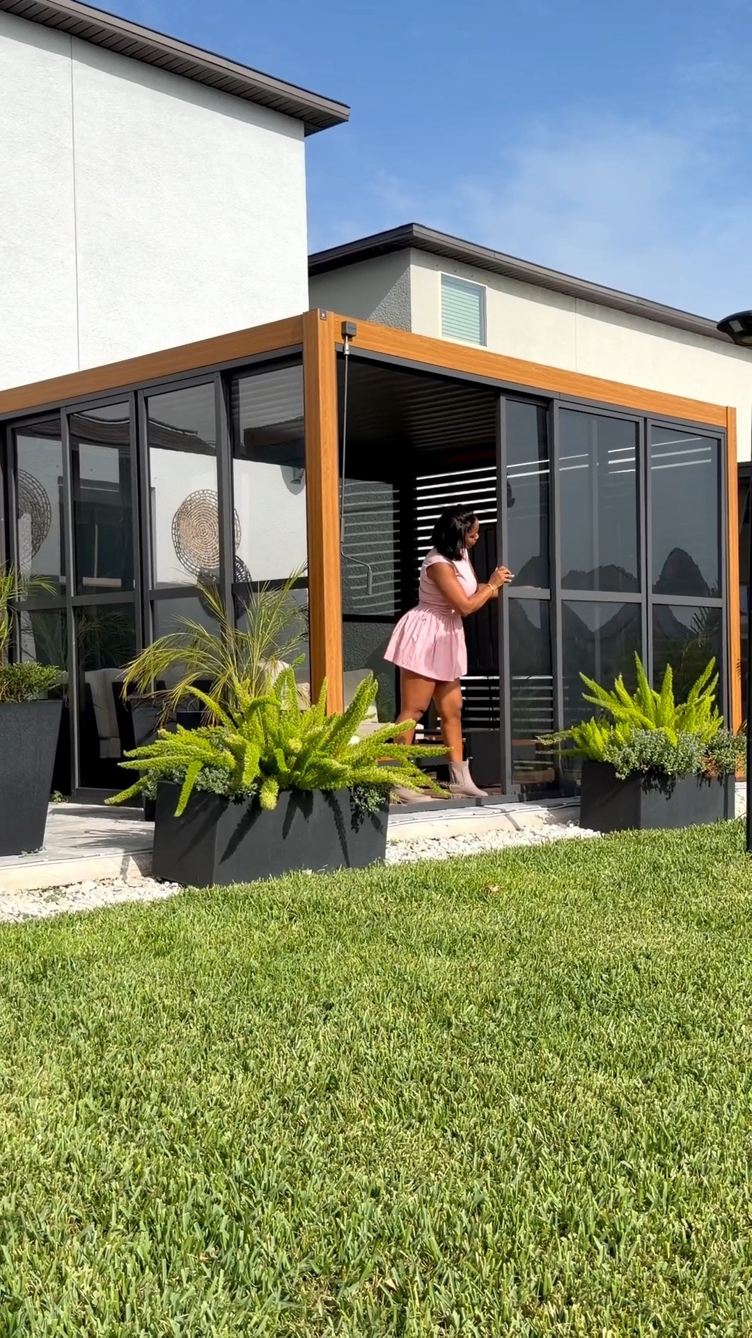 #ad Nothing beats a cup of fresh lemonade and family time in our @Wayfair elevated backyard! Backyard Essentials That Make Every Day Feel Special ✨ #wayfair #wayfairpartner