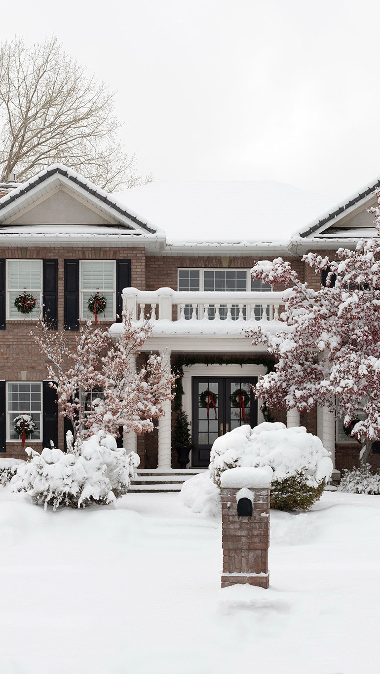 Winter wonderland! Can’t wait until we get our first big storm to really bring the holiday feel.

#LTKHome #LTKHoliday