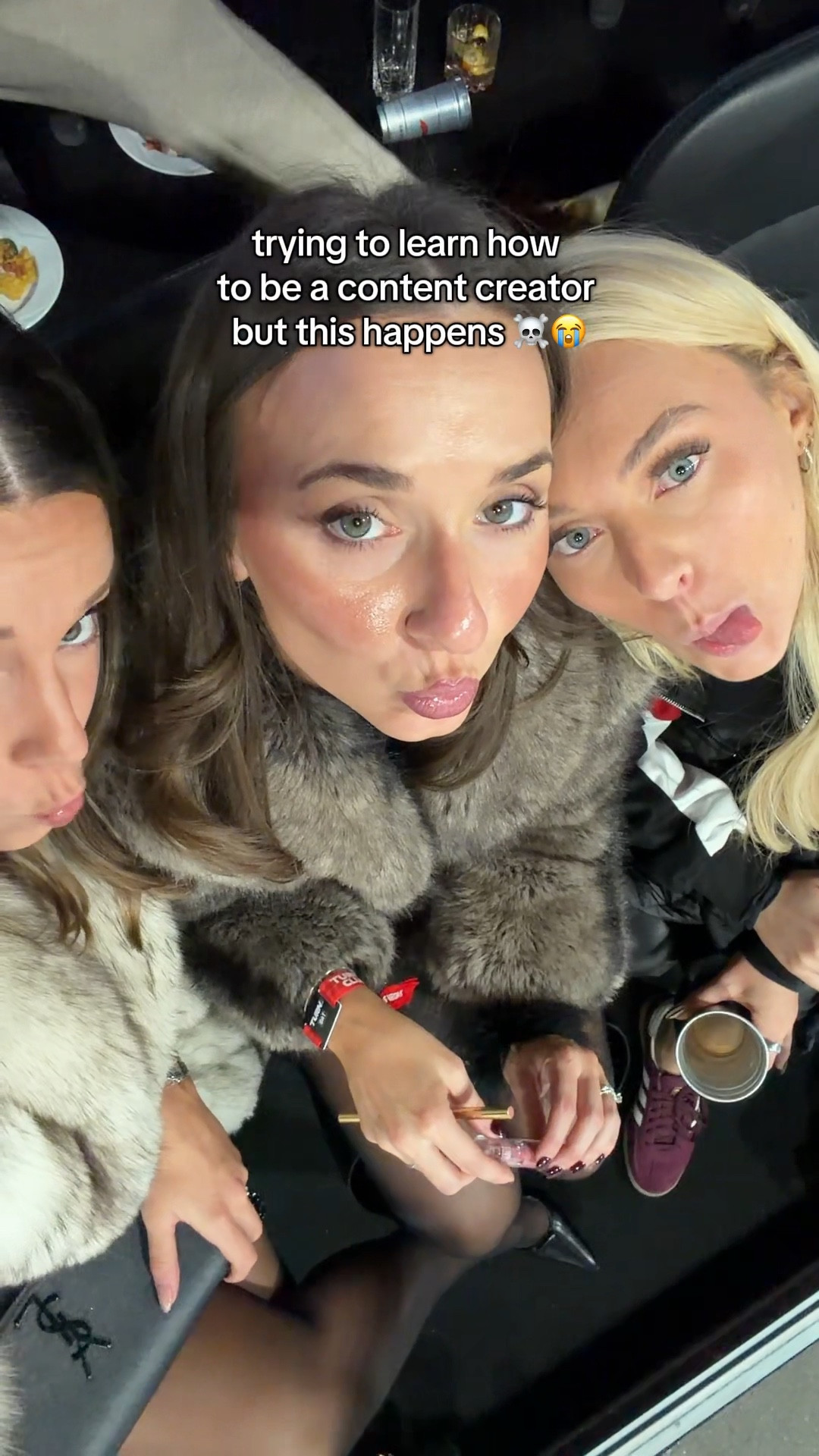 My lip combo but said goodbye to my fav lip liner ☠️

Merit signature lip liner in color sportif is the perfect brick color and looks amazing with tower 28 lip jelly in color pistachio layered on top!


#LTKBeauty #LTKGiftGuide #LTKgrwm