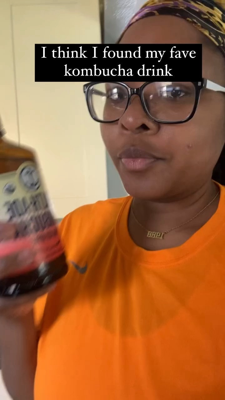 Gut healing, great tasting kombucha #amazom #heath #fit #wellness #walmart #amazon

#LTKVideo #LTKHoliday #LTKfamily