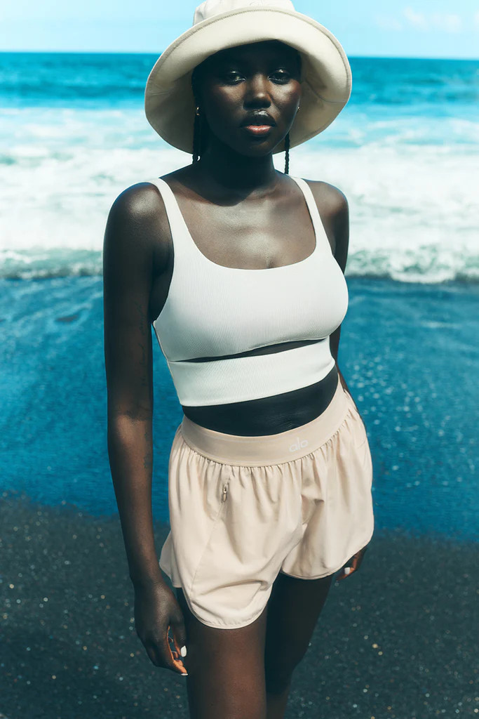 Match Point Short - Macadamia | Alo Yoga (US)