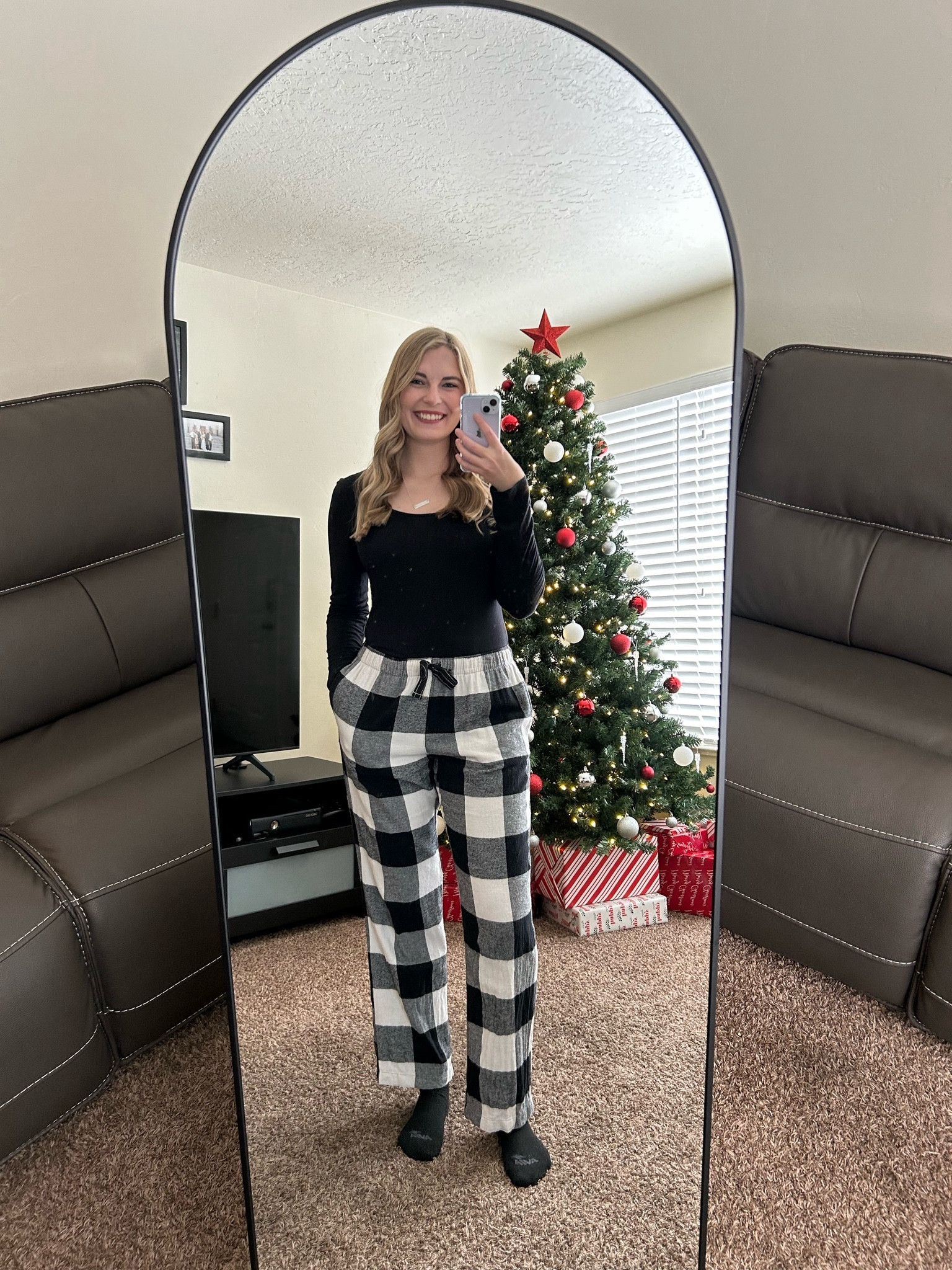 Buffalo plaid Old Navy Christmas pajamas 😍

#LTKfindsunder50 #LTKHoliday #LTKSeasonal