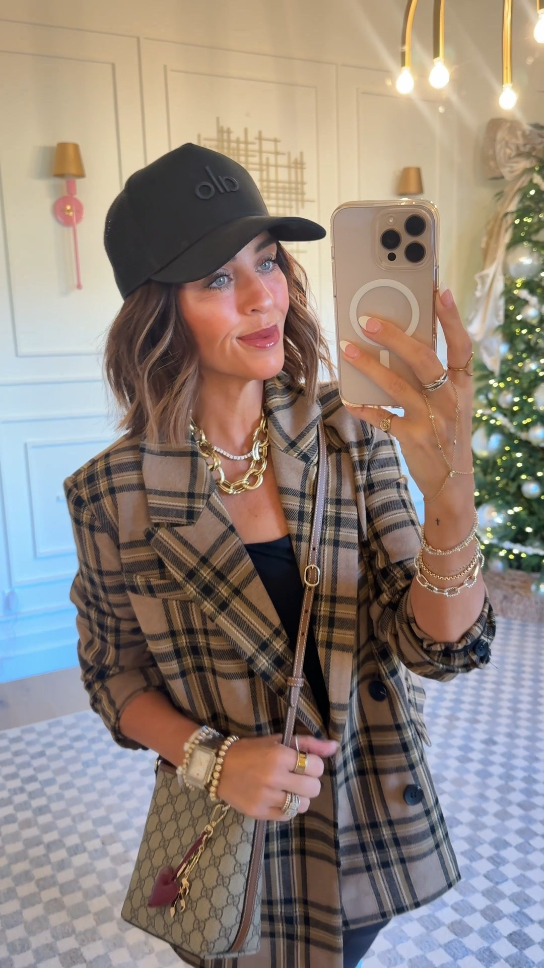 Plaid blazer - size M
Leggings - size S
Tank - size S


#LTKTravel #LTKFindsUnder50 #LTKFindsUnder100