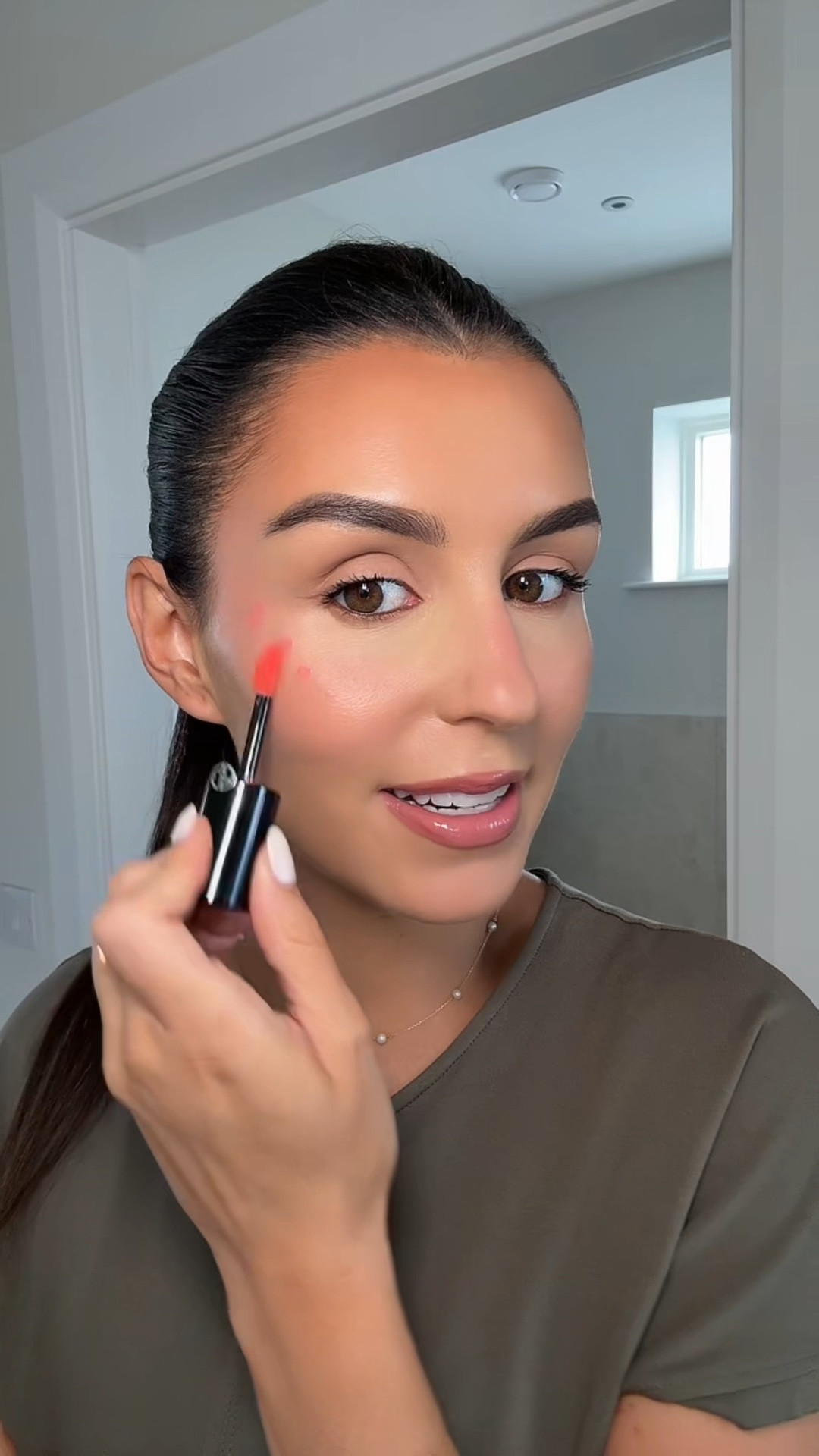 Shade Rosy Peach 🤤 #armanibeauty #luminoussilk #skintint #glassskin #blush 

#LTKbeauty #LTKireland #LTKeurope