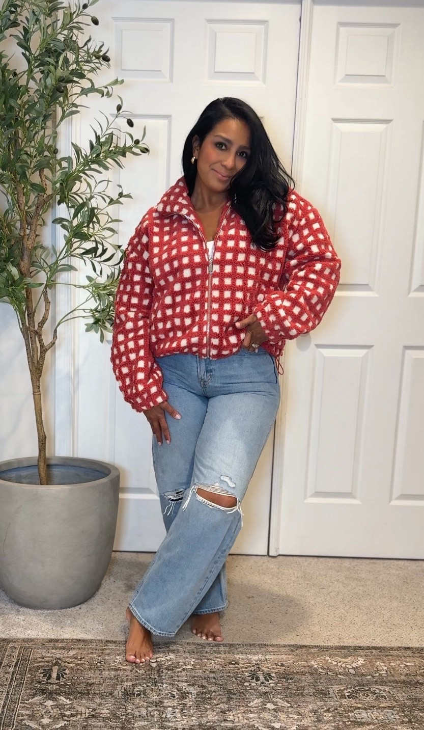 Amazon Fidn this is such a cute sweater comes in other colors ✨❤️ 
#amazonfashion #amazonfinds #amazonmusthave #amazonsweaters #winterfashion #wintwrsweater

#LTKgrwm #LTKmomlife #LTKootd