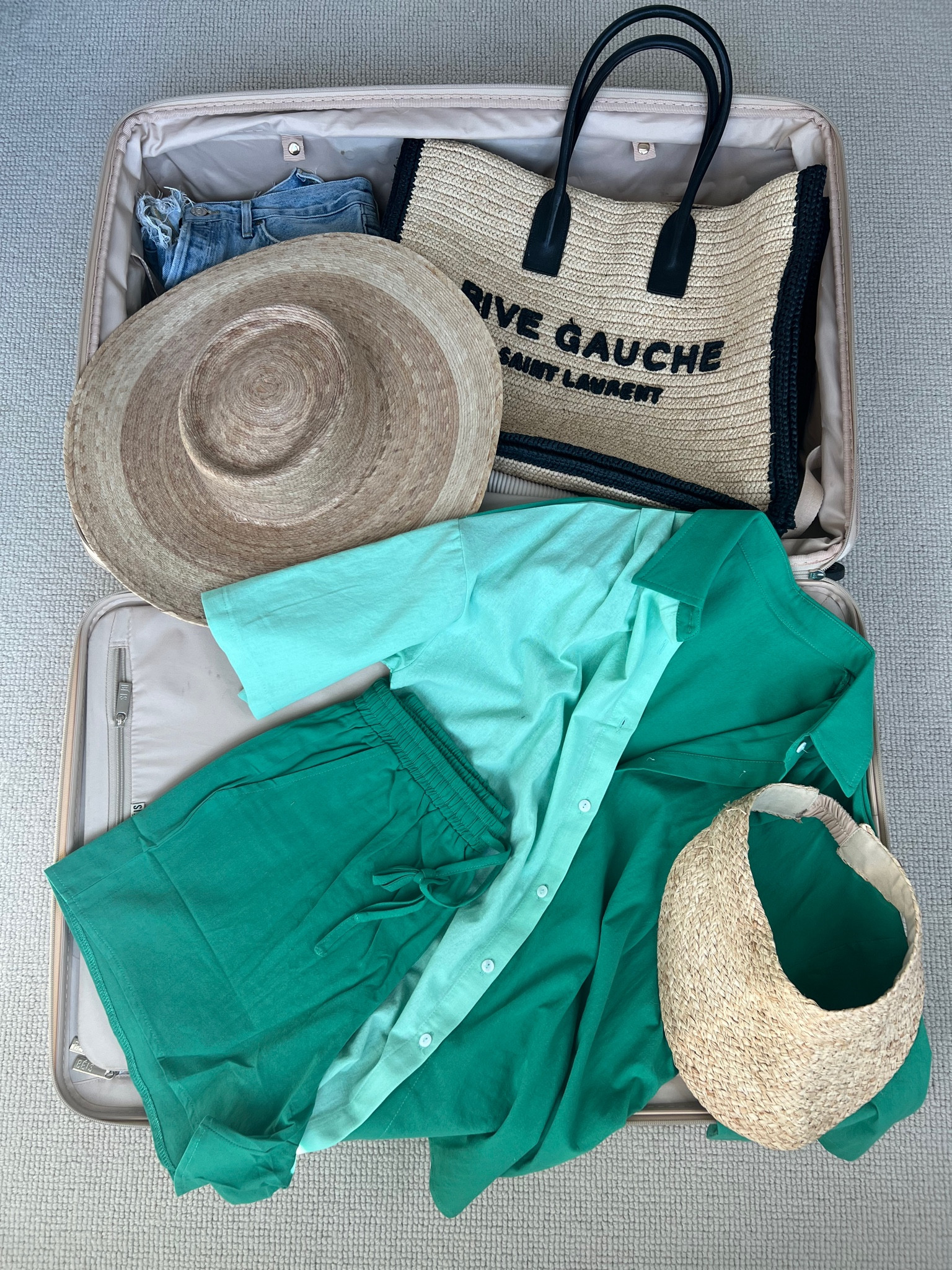 So excited to wear this set on the beach! Also always grabbing a straw hat!

Set: medium 

#dressupbuttercup
Dressupbuttercup.com

#LTKtravel #LTKswim #LTKstyletip
