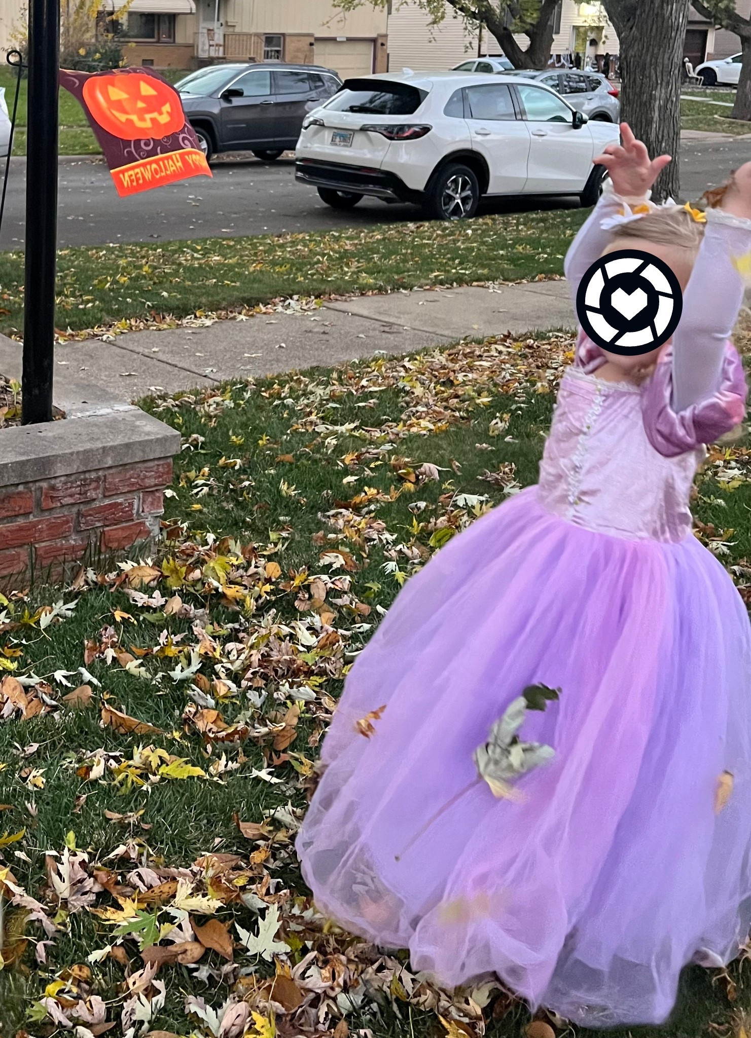 Light up Rapunzel Halloween costume or just for dress up!  Less than $20 on Amazon!  

#LTKFindsUnder50 #LTKKids #LTKSeasonal