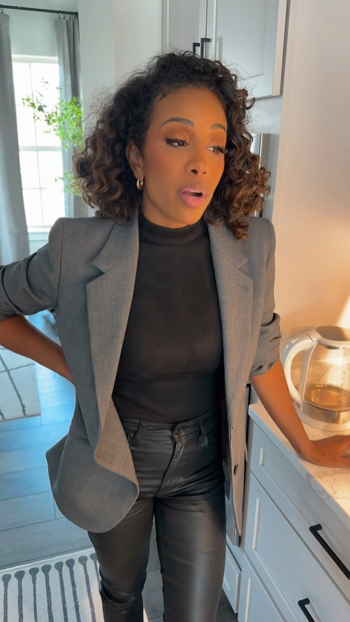 #LTKVideo #LTKworkwear #LTKSeasonal