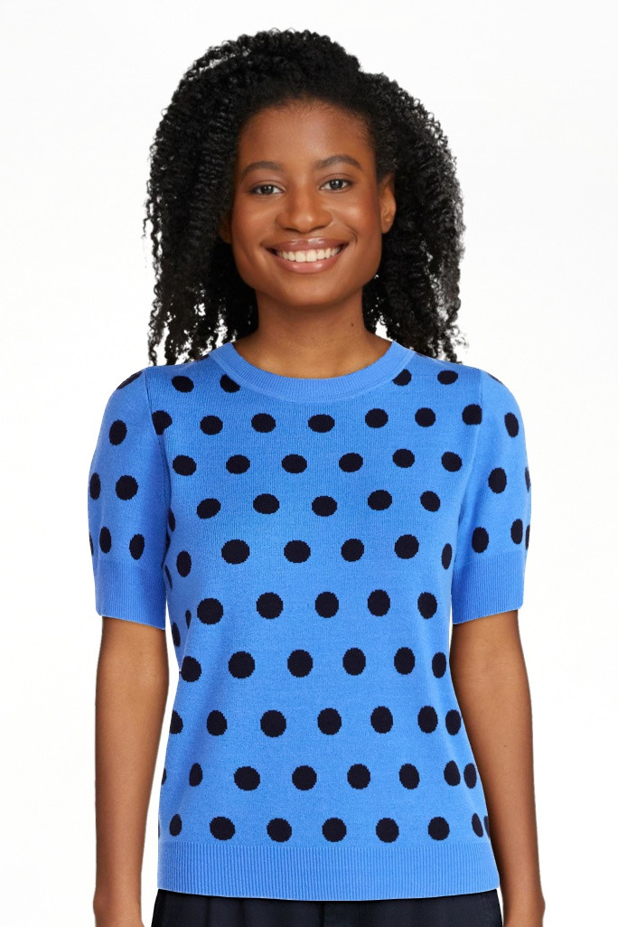 Free Assembly Women's and Women's Plus Cozy Yarn Shrunken Sweater Tee with Short Sleeves, Solid &... | Walmart (US)