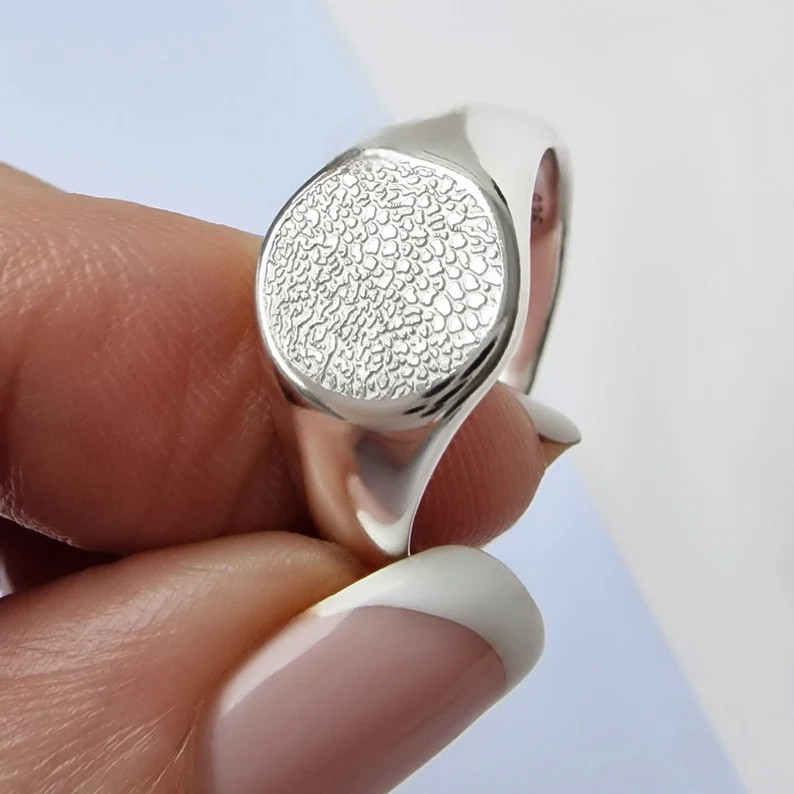 Silver Dog Nose Print Signet Ring - Etsy | Etsy (US)