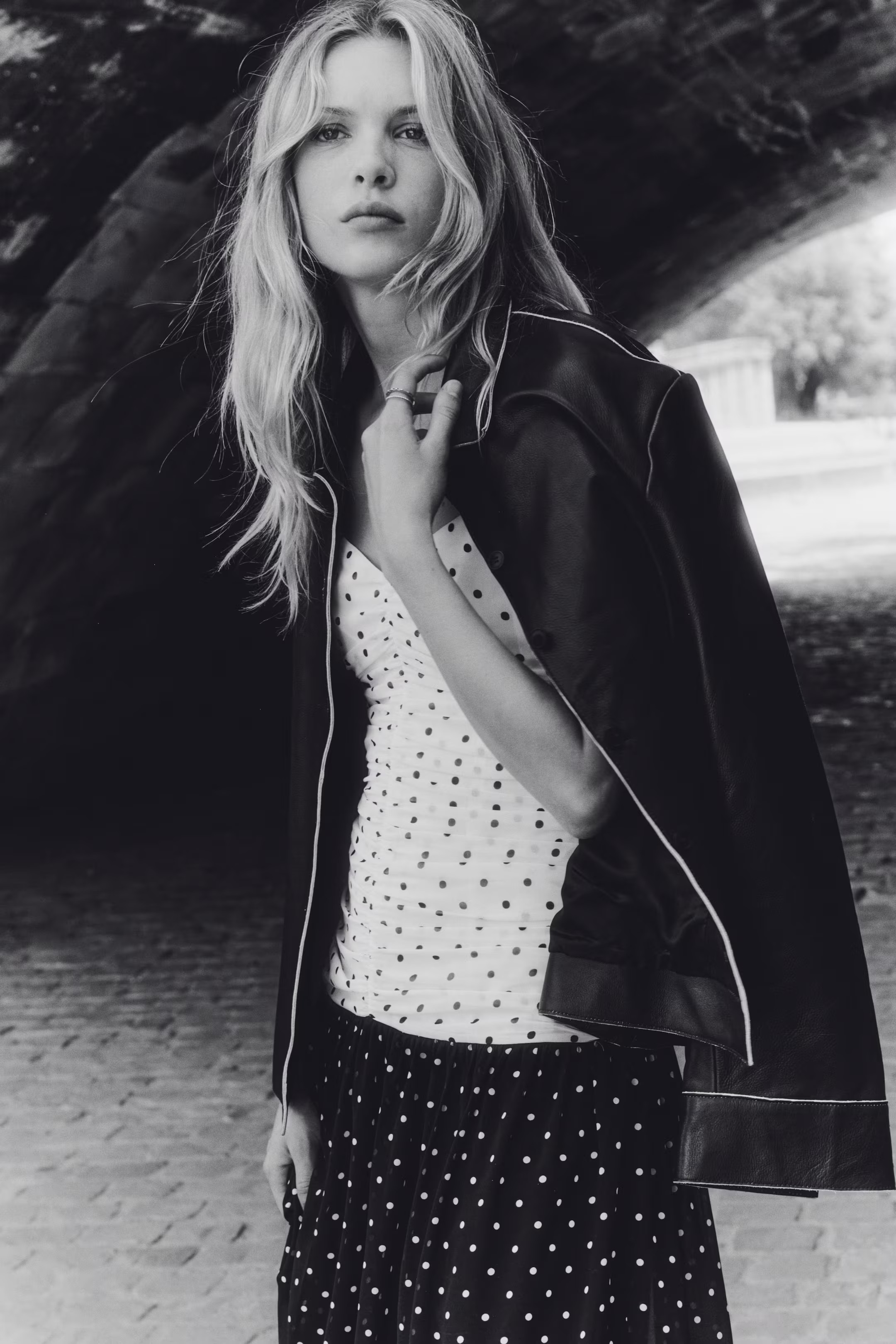 Gathered strappy dress | H&M (UK, MY, IN, SG, PH, TW, HK)