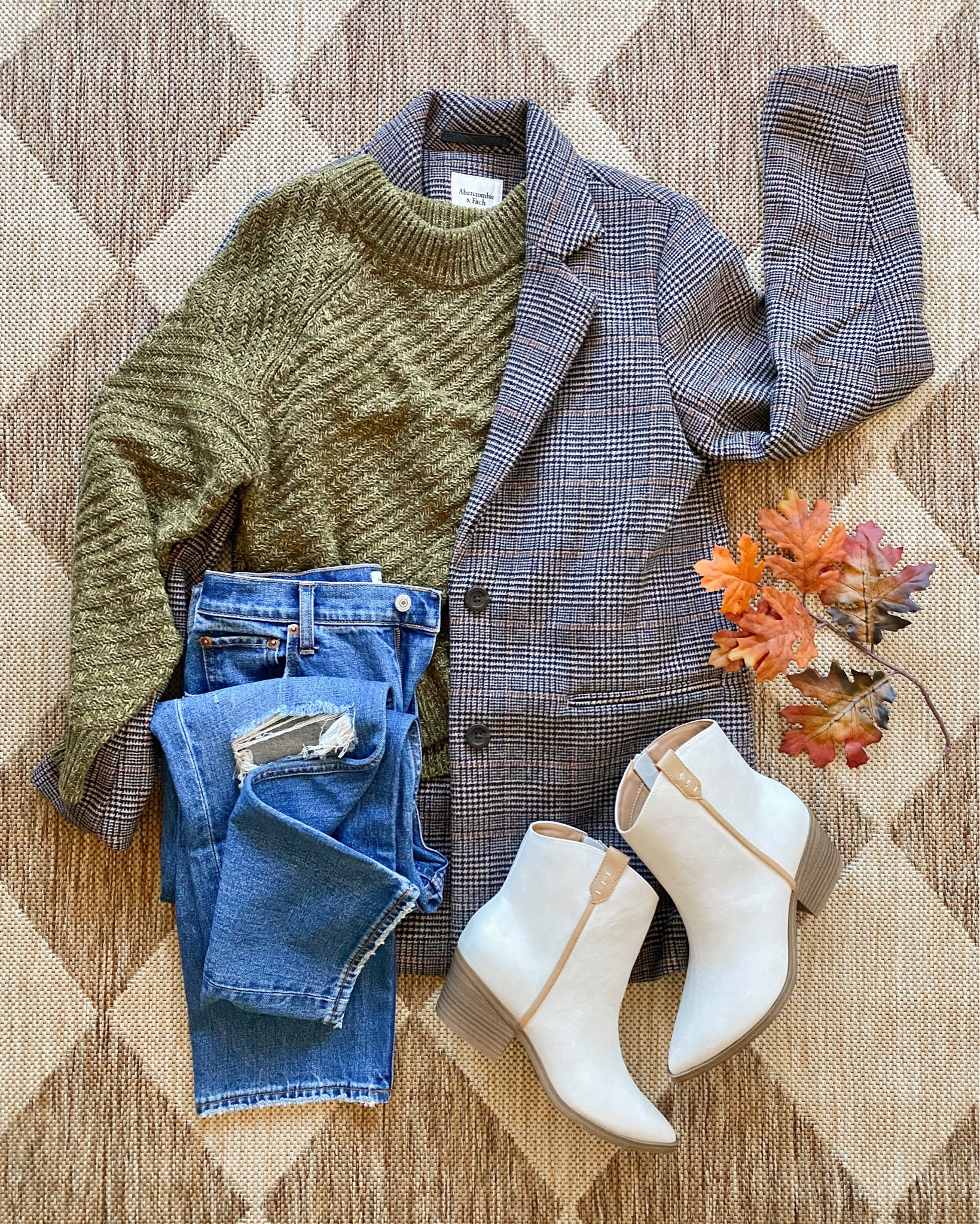 Casual fall outfit. Target sweater. Plaid blazer.￼

#LTKCon #LTKworkwear #LTKSeasonal