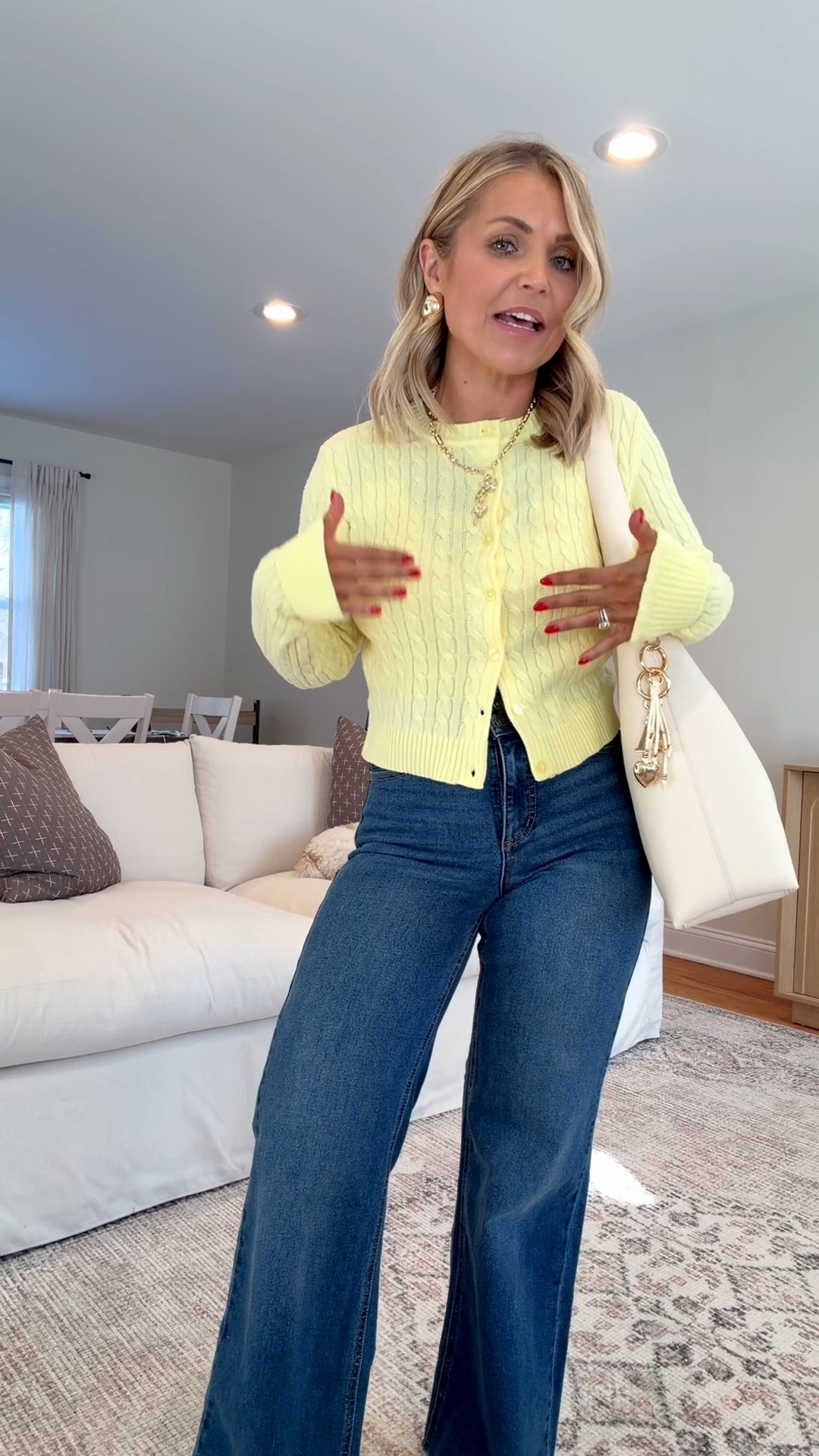 Spring Outfit Idea💛

Walmart finds, Walmart fashion, spring outfits, spring style, spring outfit inspo, petite style, midsize fashion, Walmart jeans, barrel leg jeans, Sofia jeans, Walmart new arrivals 

#LTKPetite #LTKMidsize #LTKootd