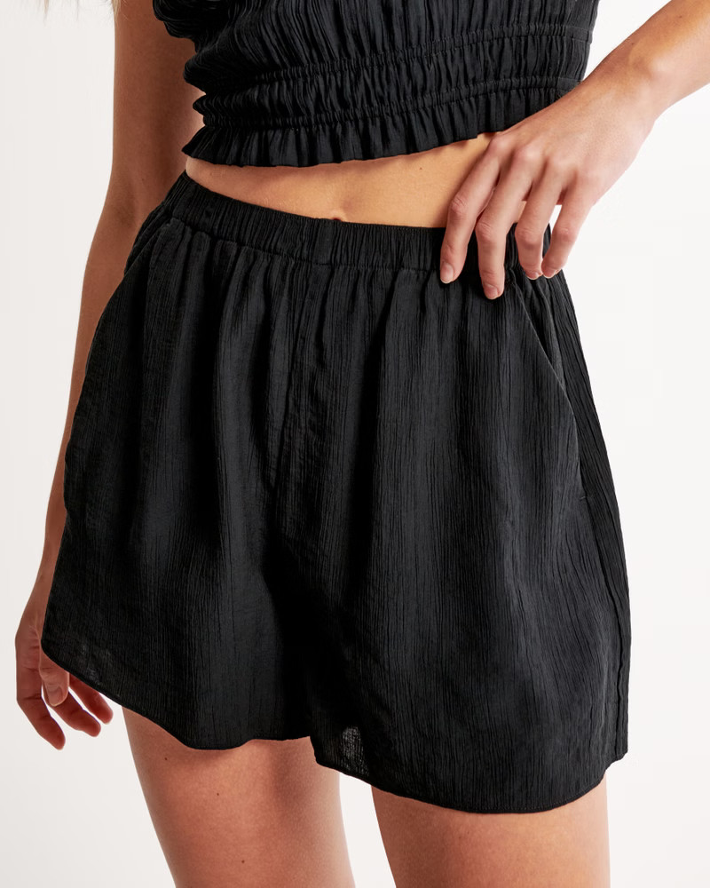 Crinkle Textured Pull-On Short | Abercrombie & Fitch (US)