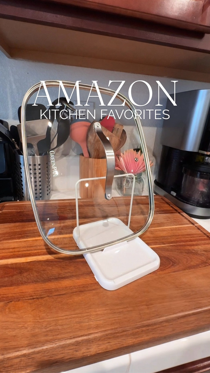 Comment “LID” below or click my bio link! 💕

My stove used to be a mess every time I cooked 😩 Now this little stand holds my lid AND my spoon so sauce stays off the counter. Cleaner, easier, and way less chaos while cooking! 🙌🏽💕

#amazonfinds
#KitchenFinds
#AmazonHome

pot lid holder spoon rest stove organizer kitchen counter organizer pan lid stand utensil rest drip tray mess free cooking compact kitchen gadgets space saving tools home chef essentials amazon finds kitchen hacks clean counter solutions tools
