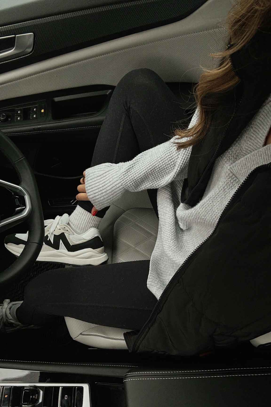 🖤🤍 #ootd #comfyoutfit #cozystyle 

#LTKfindsunder100 #LTKstyletip #LTKSeasonal