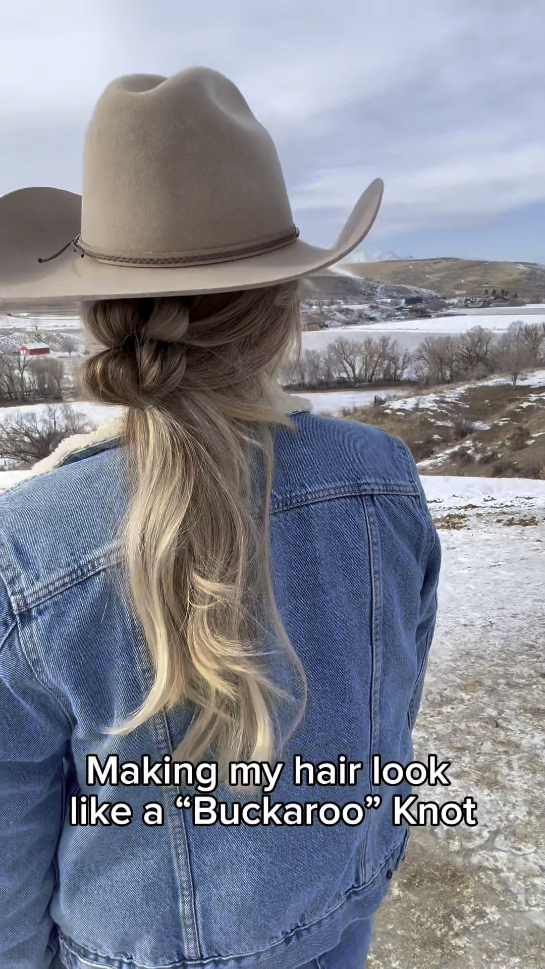 The Buckaroo Knot Hair Tutorial! 

#hairtutorial #cowgirlstyle #cowgirlfashion #westernstyle
