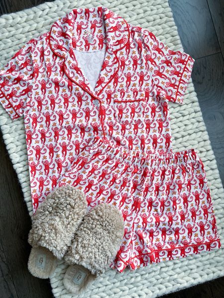 Restocked! These cute pajamas are so fun + incredibly soft! Definitely worth every penny!

Roller Rabbit - Pajamas - Family Pajamas - PJs - Jammies - Women’s Pajamas - Monkey Pajamas - Emily Kiser - Pajama Set    

#pajamas #uggs #slippers 