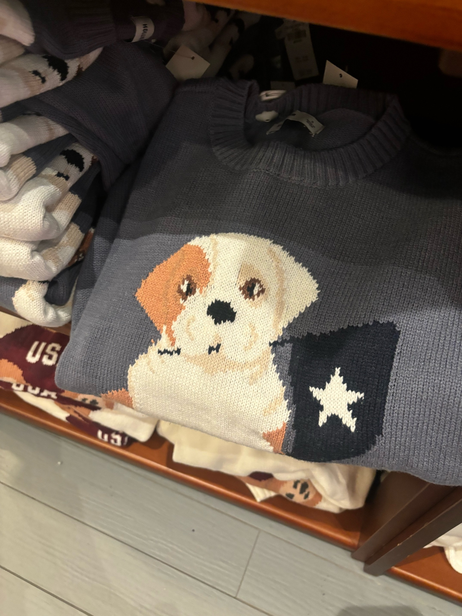 Oversized holiday sweaters 

#LTKHoliday #LTKSeasonal #LTKGiftGuide