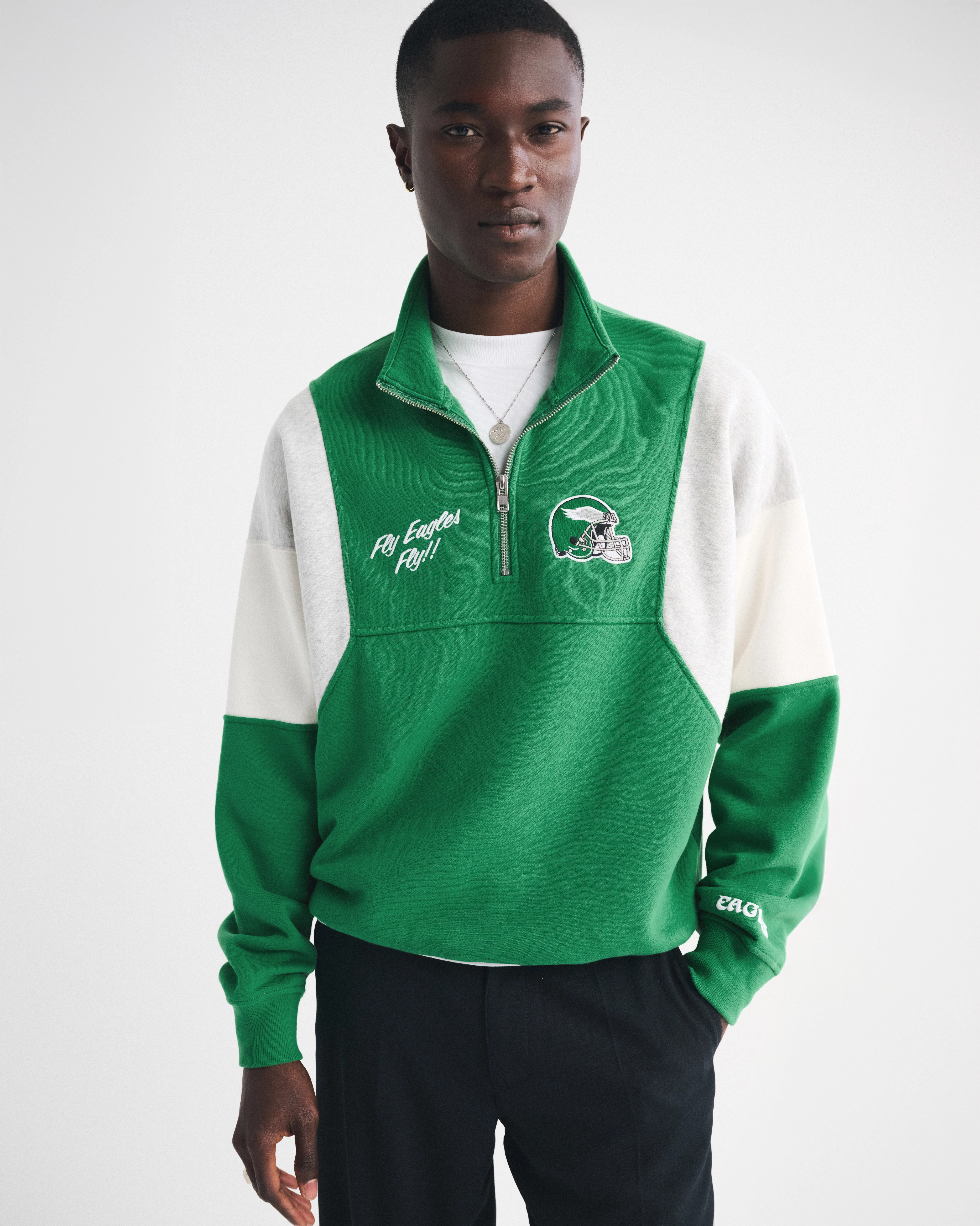 Philadelphia Eagles Half-Zip Sweatshirt | Abercrombie & Fitch (US)