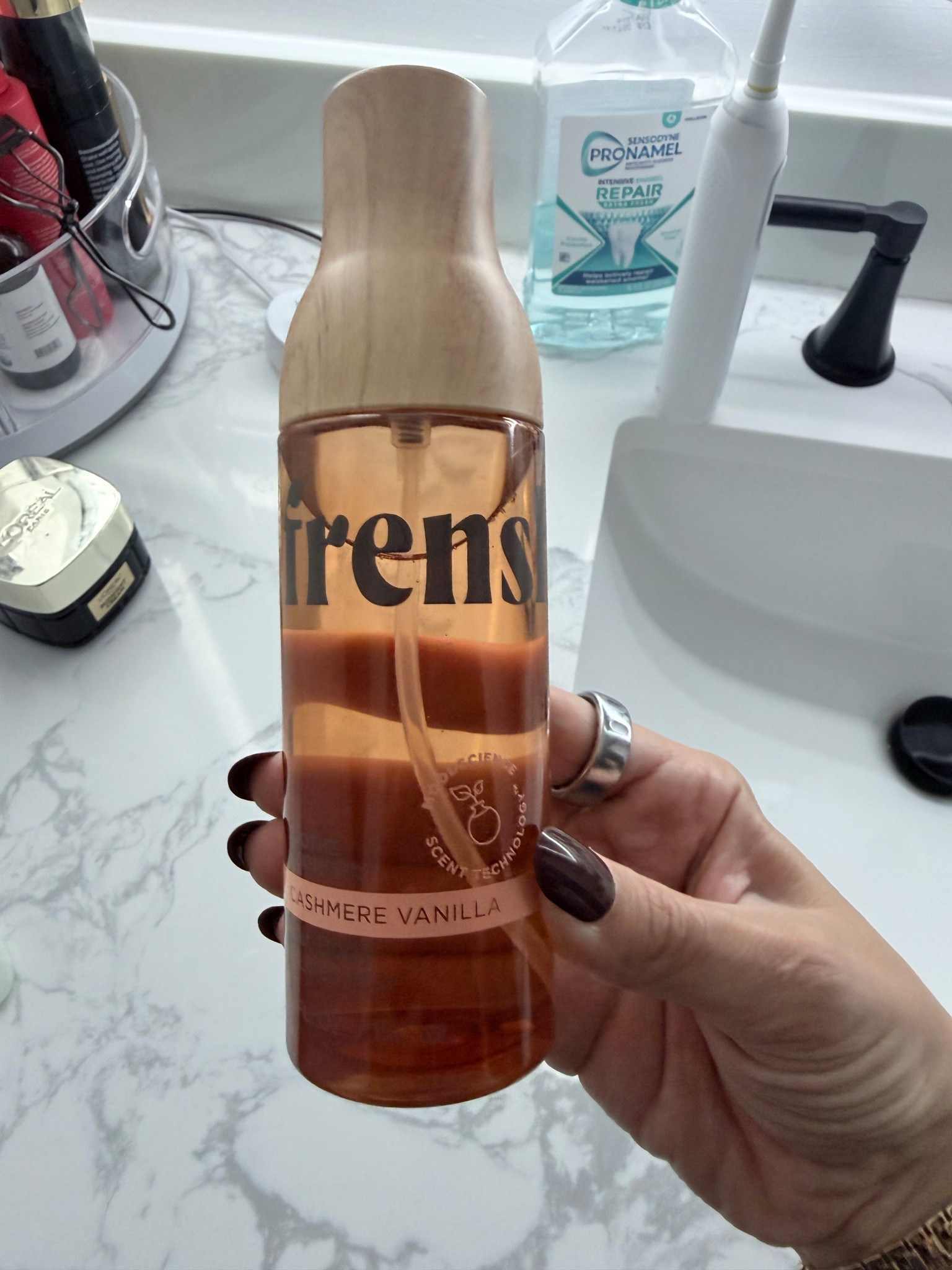 This body spray smells so good! My daughter is the one who introduced it to me 😂

#LTKCyberWeek #LTKHoliday #LTKGiftGuide