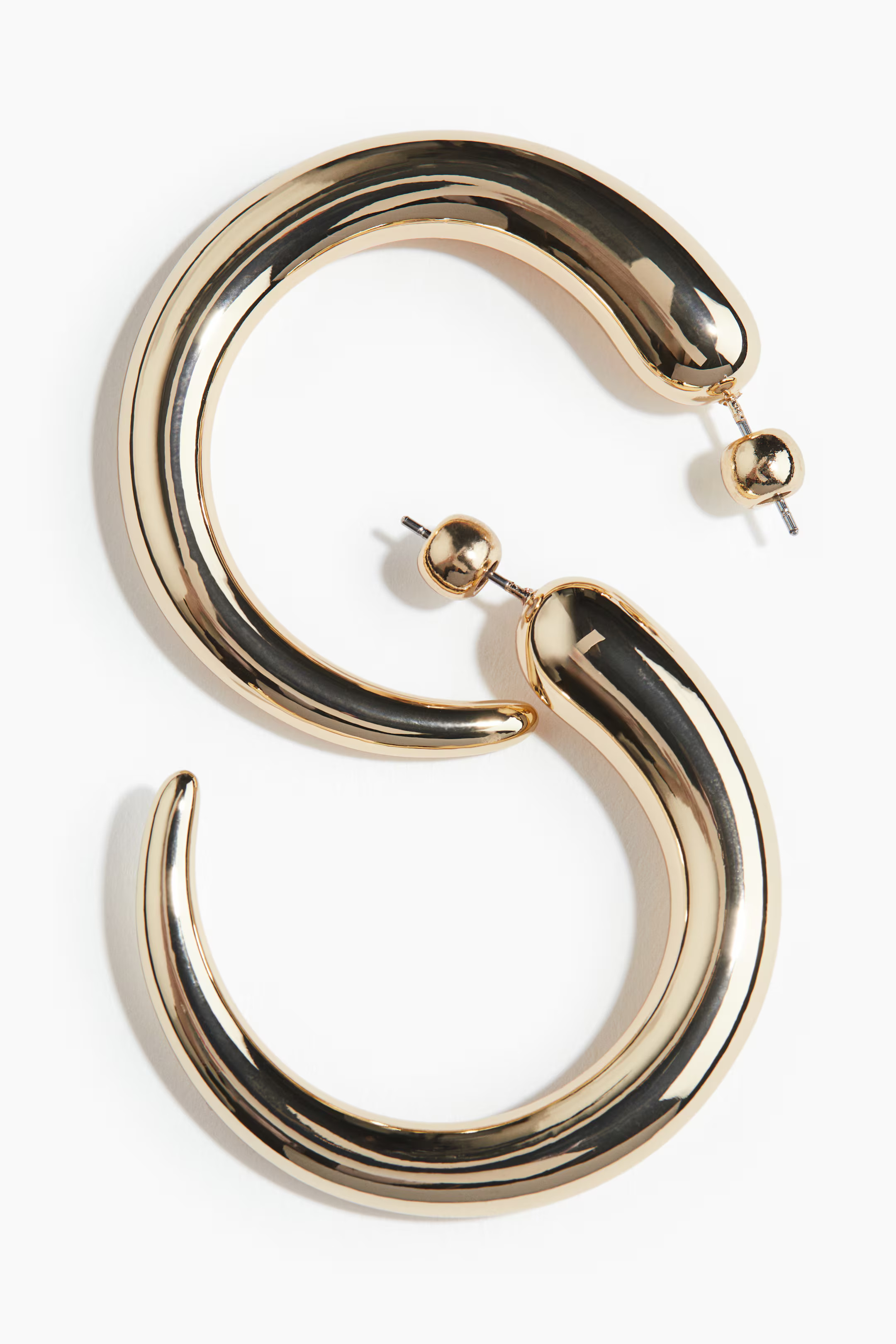 Hoop earrings | H&M (UK, MY, IN, SG, PH, TW, HK)