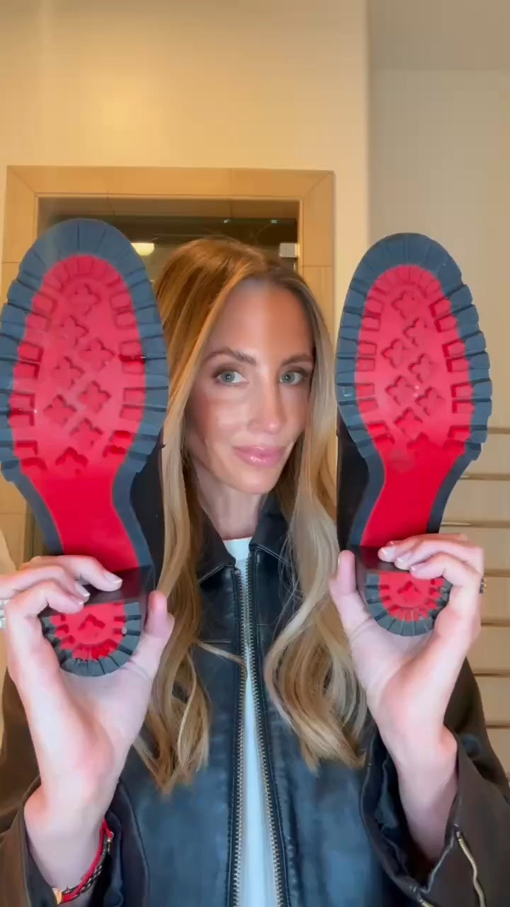 The best boots in the whole wide world.

Shoe: size 8.5 or 39

Size up a whole size in the Loub boots!

Fall fashion, fall shoes, women’s fashion, women’s shoes, boots, designer fashion