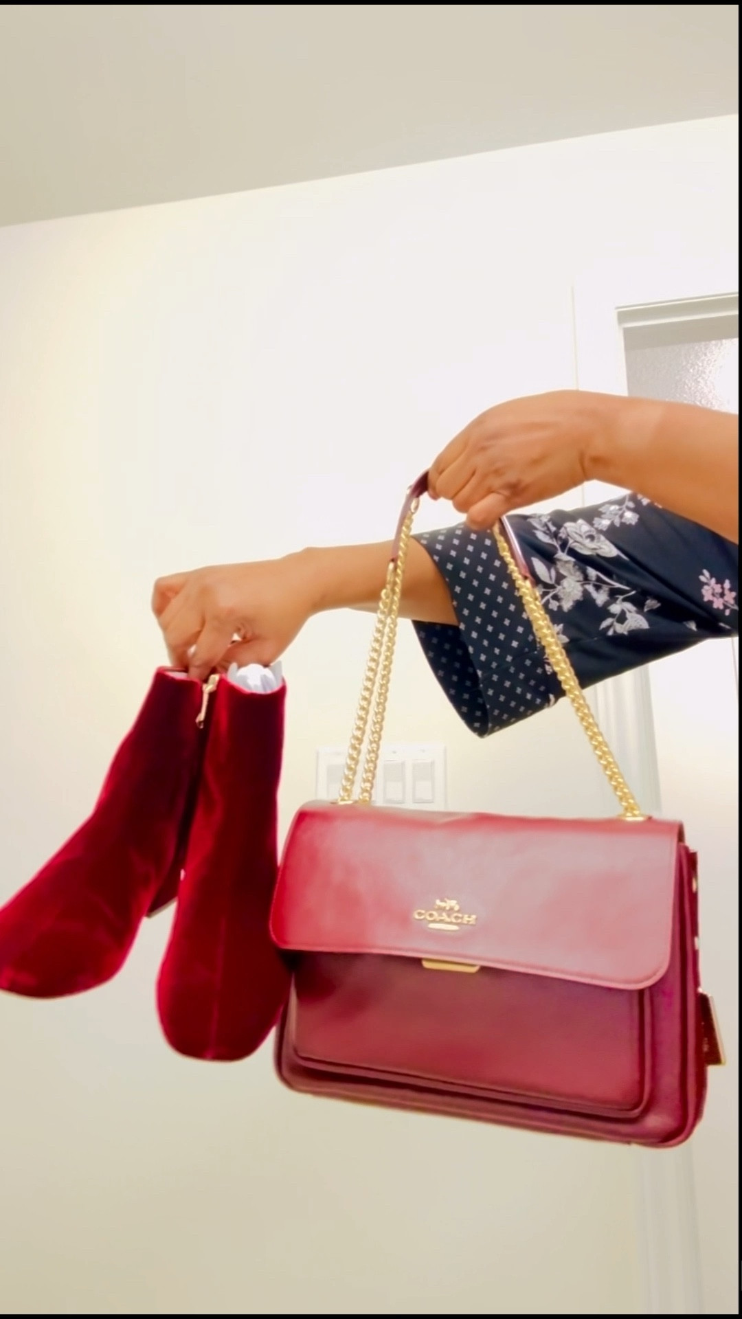 This match made in heaven we didn’t know we all needed to be absolutely stylish this winter!! 

#LTKwinter #LTKworkwear #LTKcurves #LTKmodest #LTKdatenight #LTKstyletip #LTKshoes #LTKbag