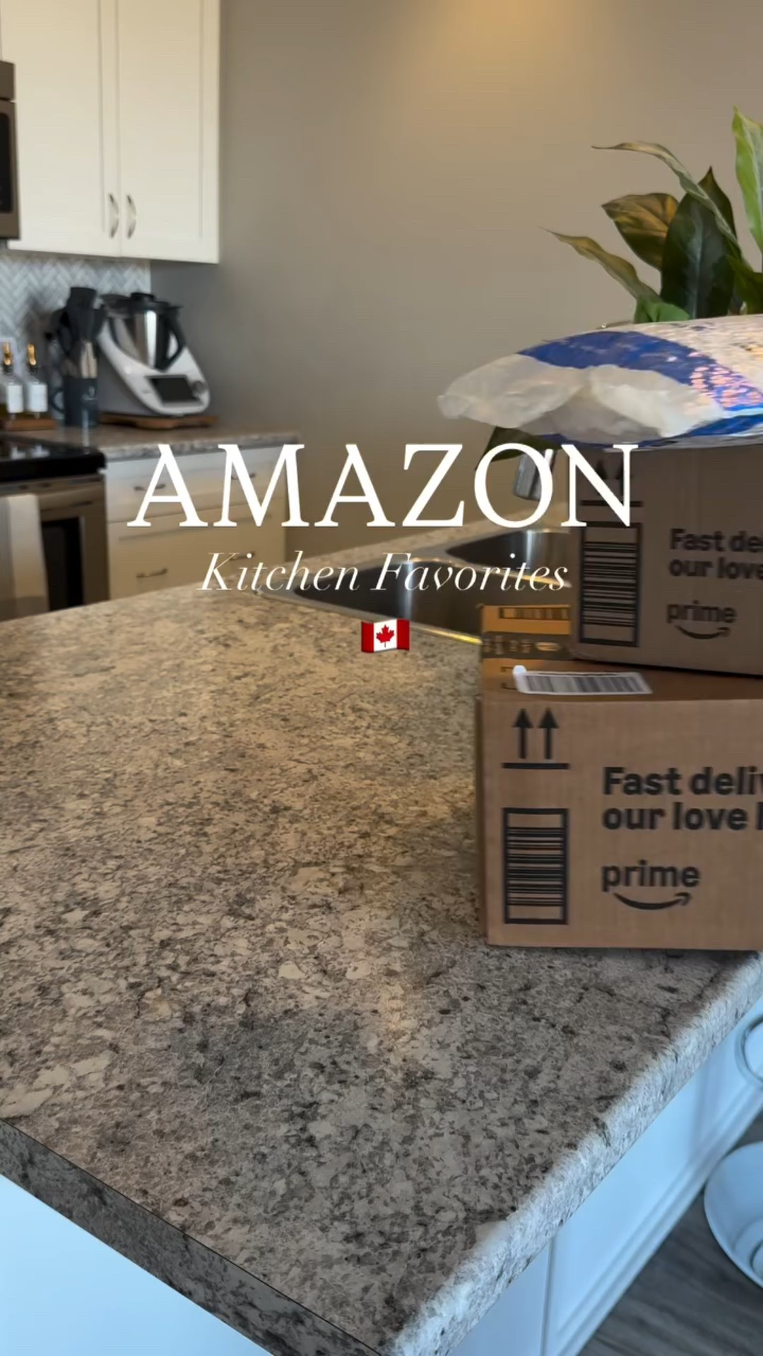 
Fridge organizing just got a serious glow-up and yes, they’re ALL on sale right now! 

✔️ Lazy Susan for the fridge, no more digging in the back 🙌
✔️ Stackable fridge containers, clear, clean, and space-saving 💡
✔️ Bamboo drawer dividers, make your kitchen drawers look like Pinterest 😍


Organized. Aesthetic. On sale. ✨
Let’s make your kitchen feel good again!

Follow me for more finds & organizing hacks @salma.zags 💛

#amazonfindscanada #amazonfinds #kitchenorganization #fridgeorganization #kitchenmusthaves #drawerorganization #organizingfinds #kitcheninspo #kitchenhacks #tidykitchen #homeorganization

#LTKcanada #LTKcasa #LTKsale