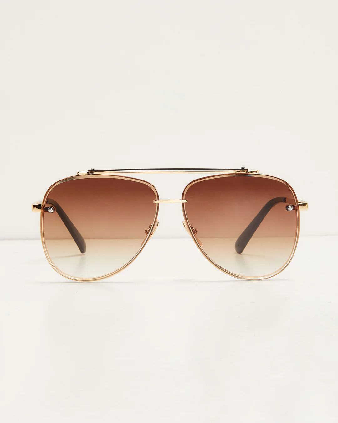 Berlin Ombre Oversized Aviator Sunglasses | VICI