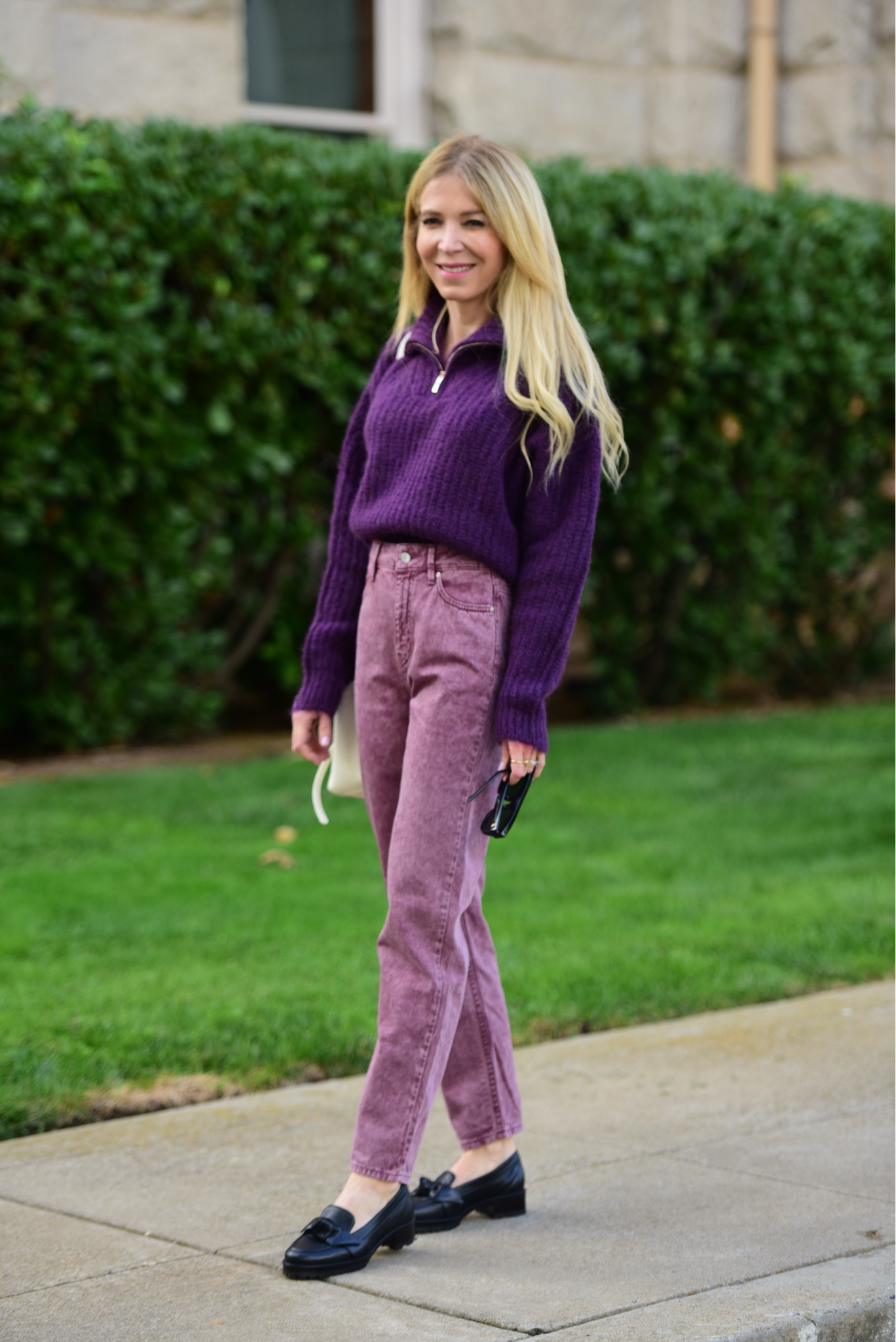 Jewel tones for fall! This entire outfit is on sale… 🖤

#LTKsalealert #LTKSeasonal