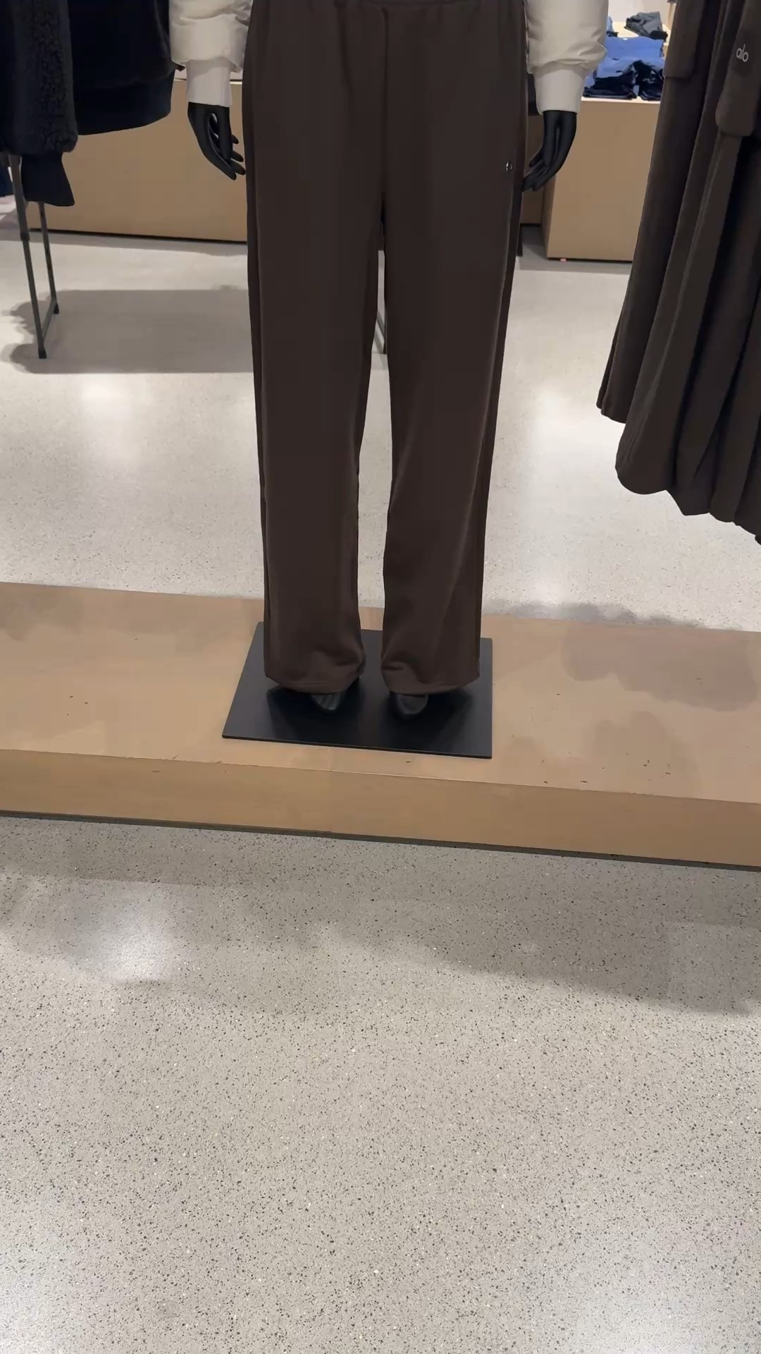 New Alo Light Cocoa drop for the fall. These cozy accolade sweatpants are perfect for home, gym or travel. And the new puffer in bone pairs beautifully with the goddess ribbed tank. Mannequin has on size small and I typically where a small in tops and medium in bottoms. #alo #lightcocoa #fallfashion #jackets #coats #gym

#LTKSeasonal #LTKU #LTKStyleTip