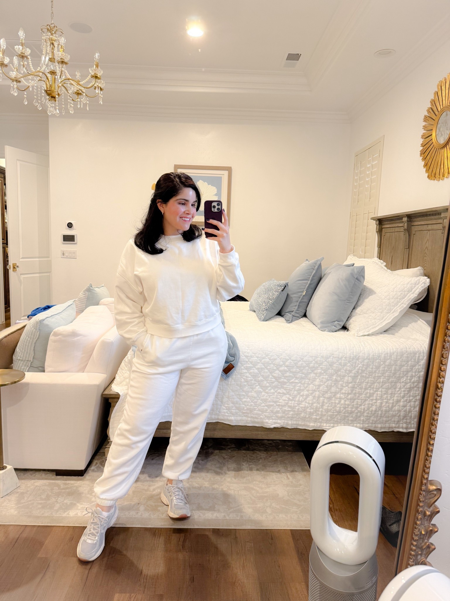 Another day, another sweatpants set. 
Sweatpants set
Loungewear 
Gap

#LTKGiftGuide #LTKCyberWeek #LTKHoliday