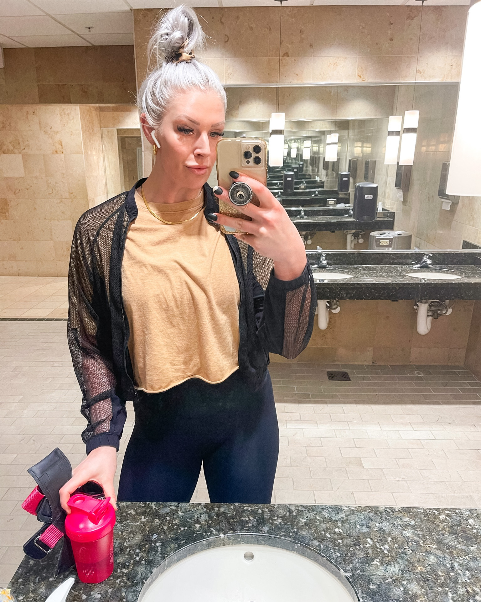 I’ve pretty much been living in this crop target T for the past week since I got it. Love the color and matches with my gym kicks and cheetah scrunchie perfectly 💁🏼‍♀️

It was leg day today so naturally I wore a few layers so I could take some off as I got warmer here in the tundra of MN. The mesh jacket surprisingly holds in a little heat. 

Wearing a M in leggings, large in the T for more oversized look, and large in the jacket!

Thanks for following me! Casie_shepherd_

#LTKshoecrush #LTKfit #LTKunder50
