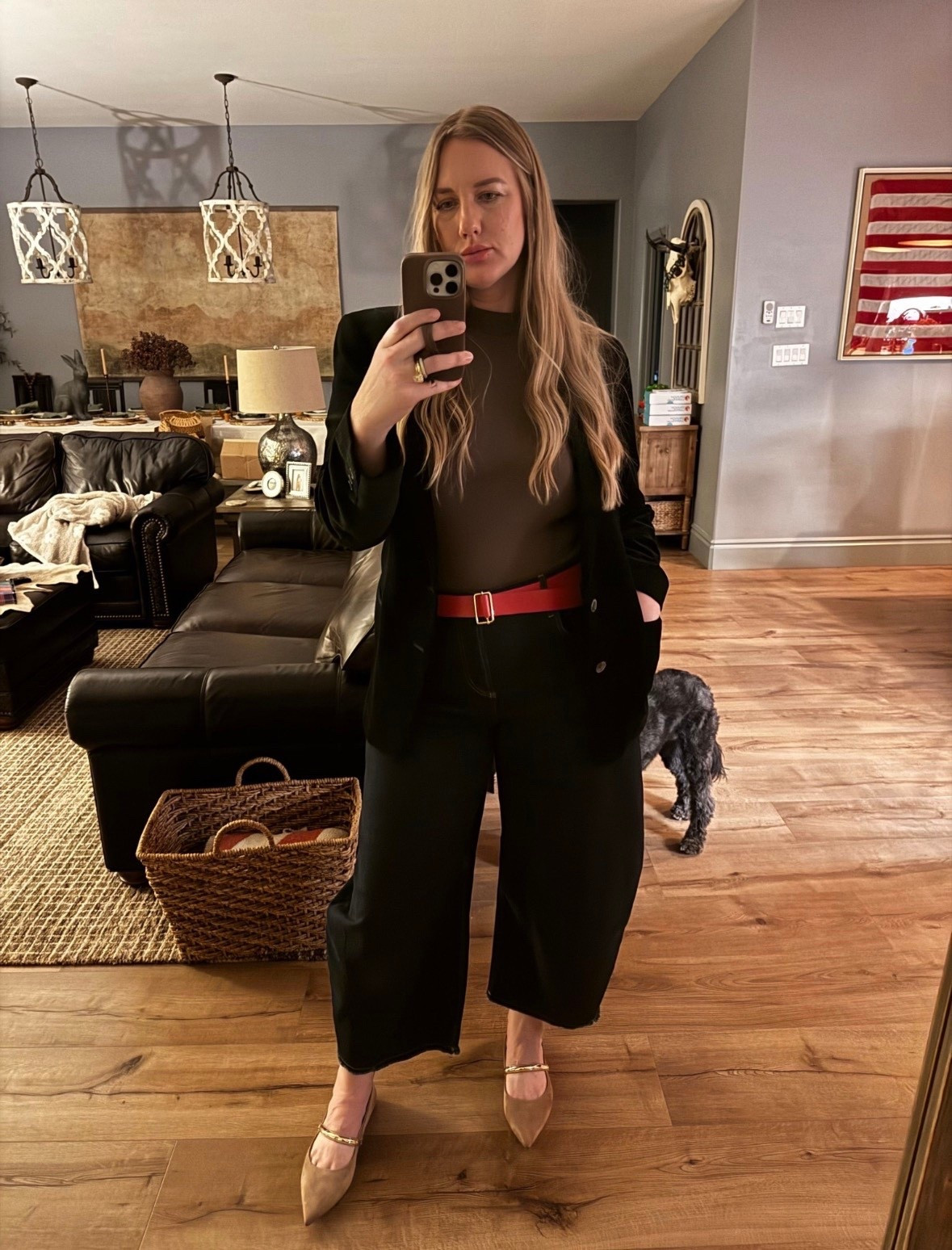 Loving these wide leg jeans from @Ruti 

They are so comfortable and chic ❤️

#LTKWorkwear #LTKOver40 #LTKdayinmylife